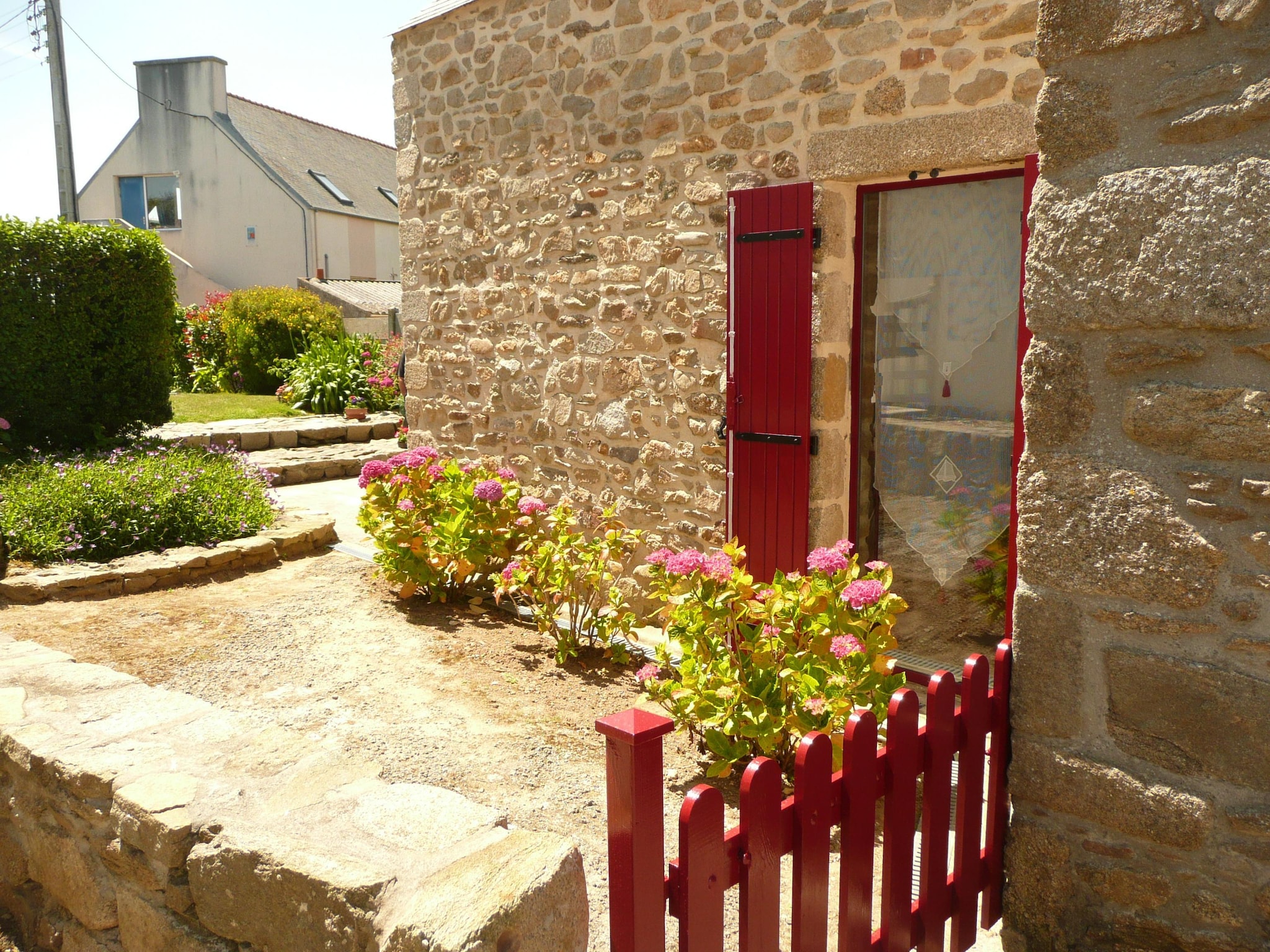   Steinhaus in Strandnähe Plouguerneau