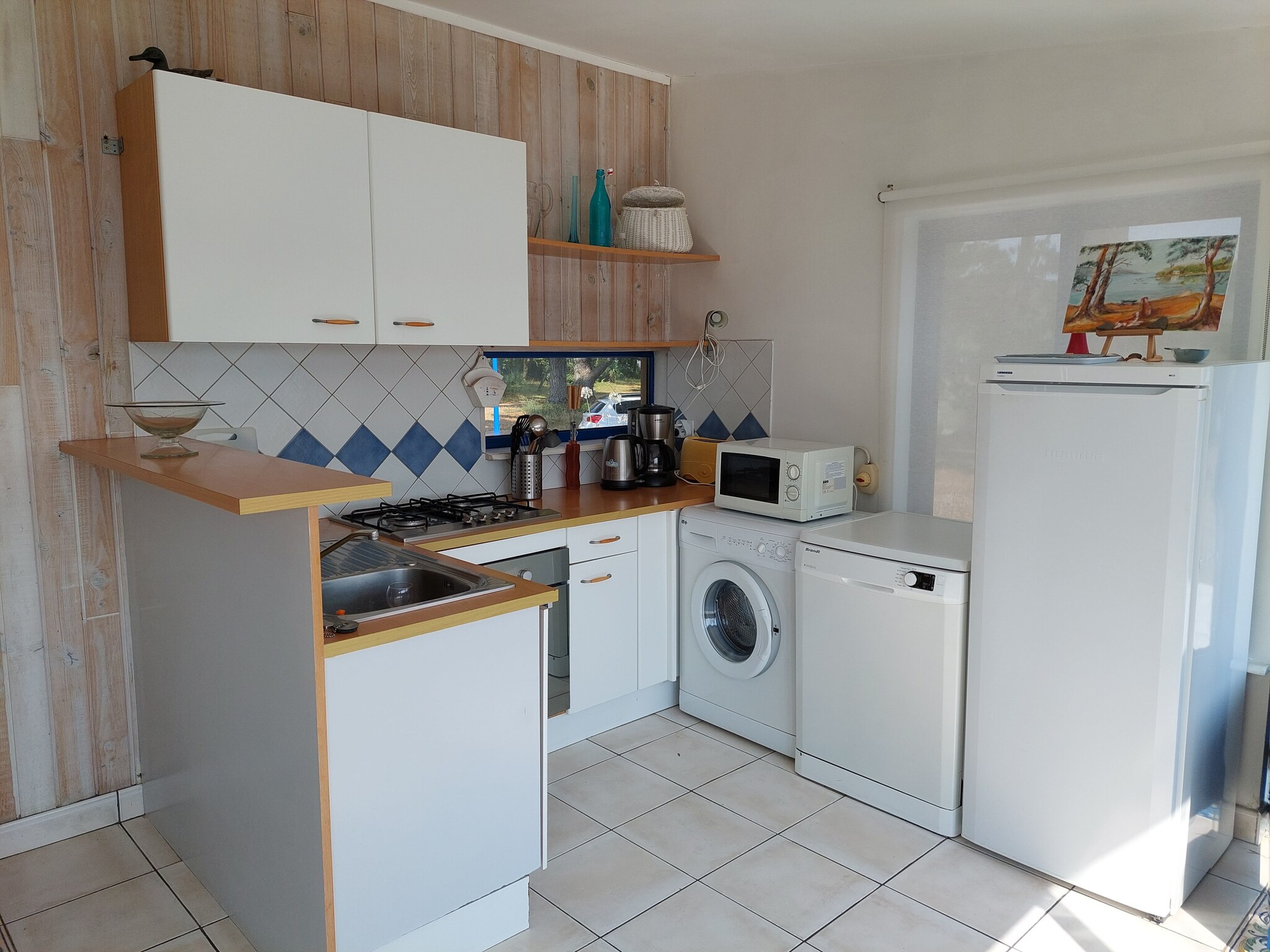   Ferienhaus vom Meer umgeben Hanvec