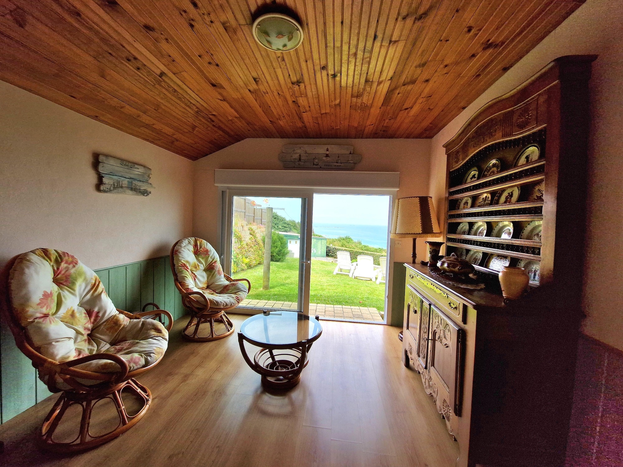   holiday home Locquirec