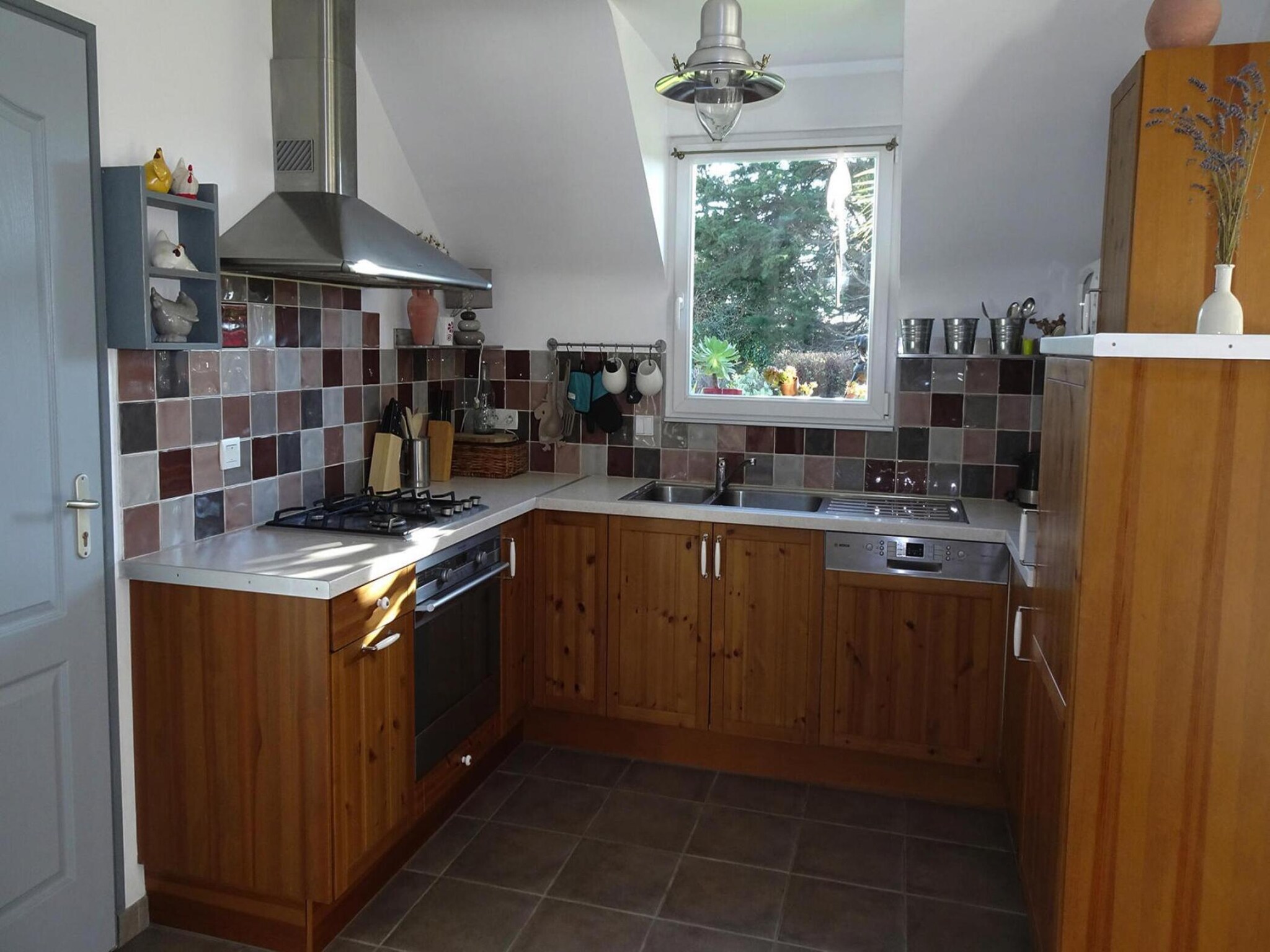   Pretty holiday home in palm garden near coast Pleu