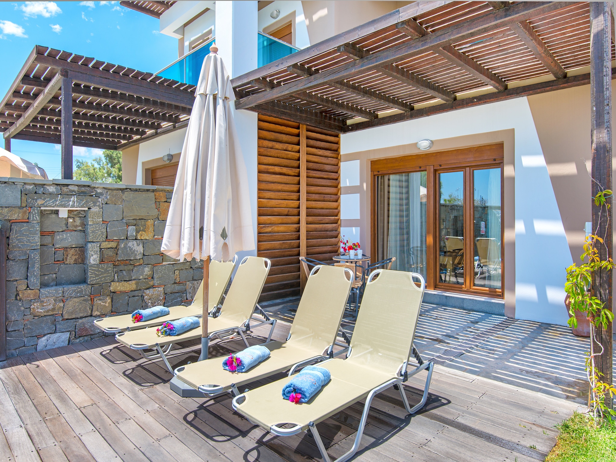  Villas Horizon Line /Villa Meliti / Kiotari
