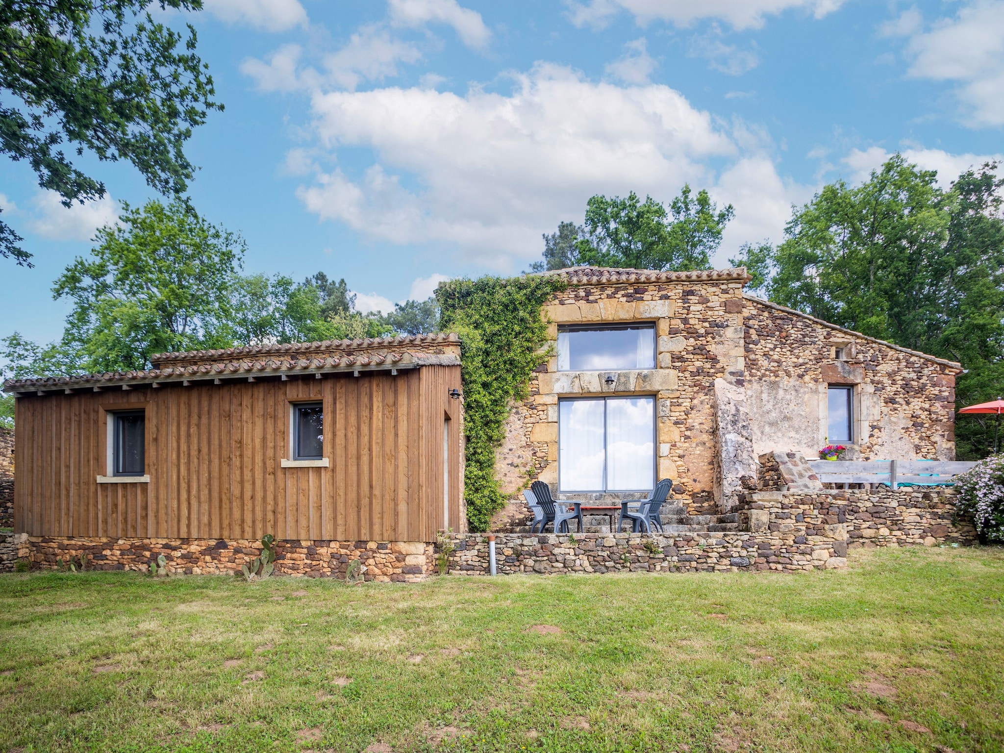   Maison au calme à Mazeyrolles