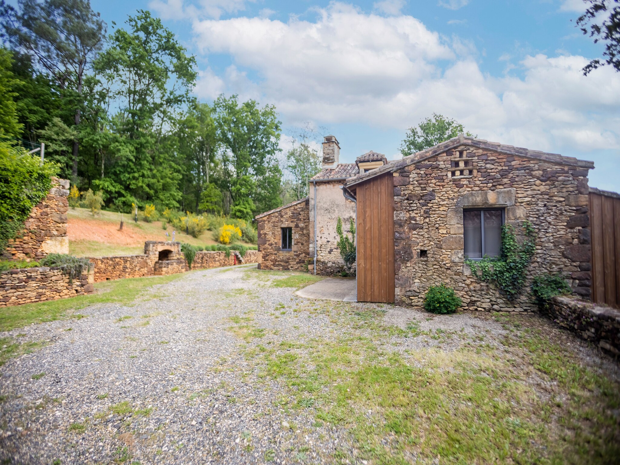   Maison au calme à Mazeyrolles