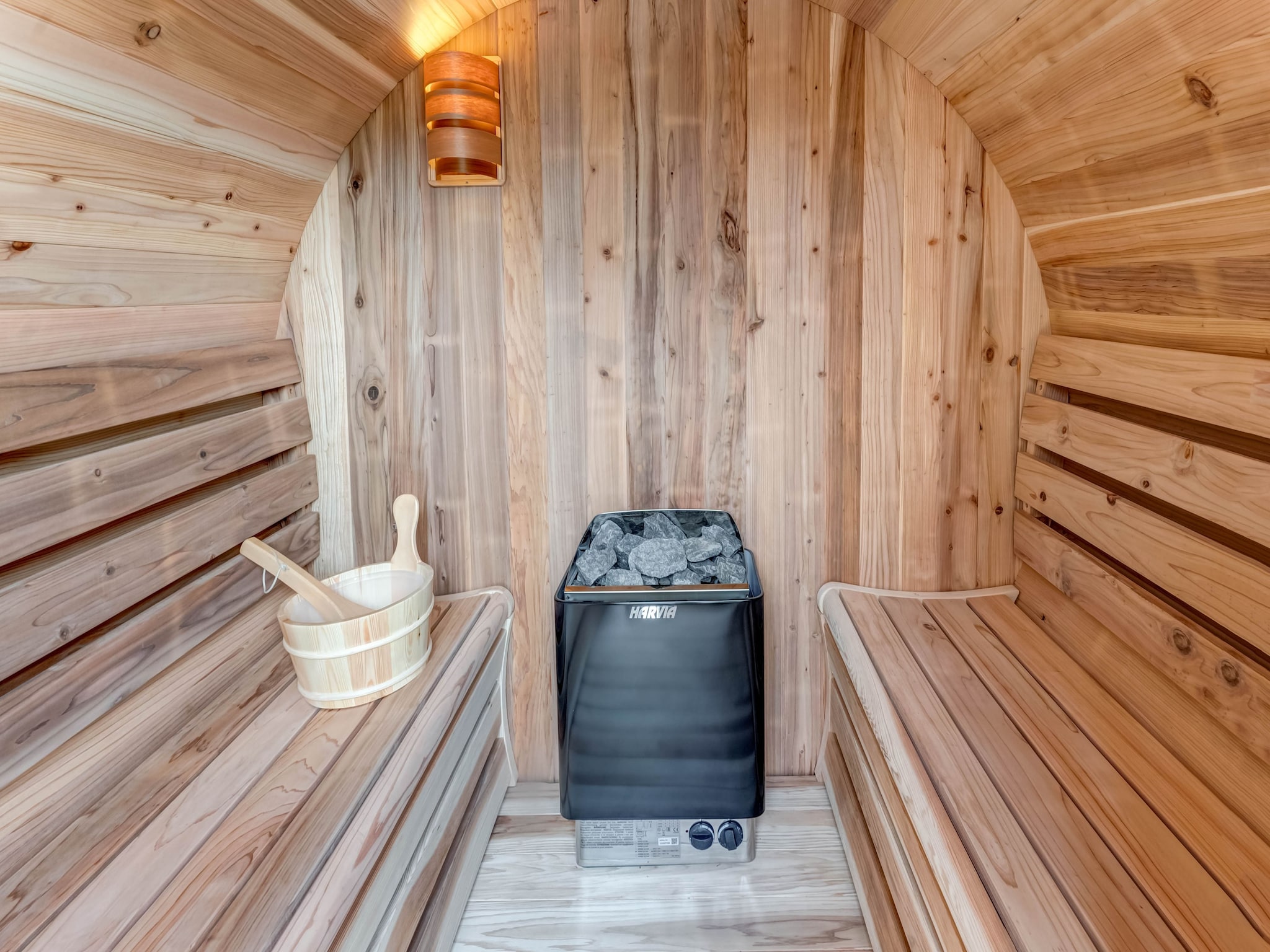   Luxe vakantiewoning met sauna en jacuzzi in Heers