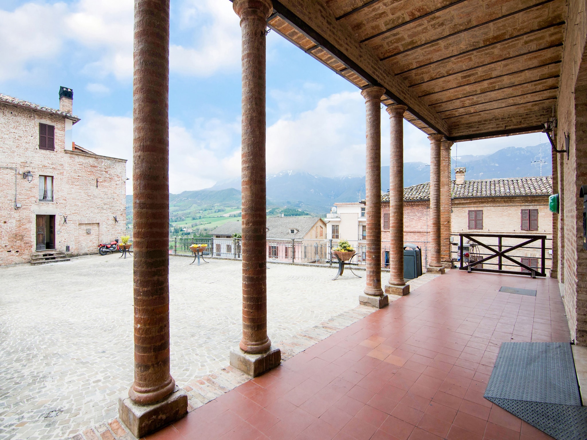   Casa delle Aquile