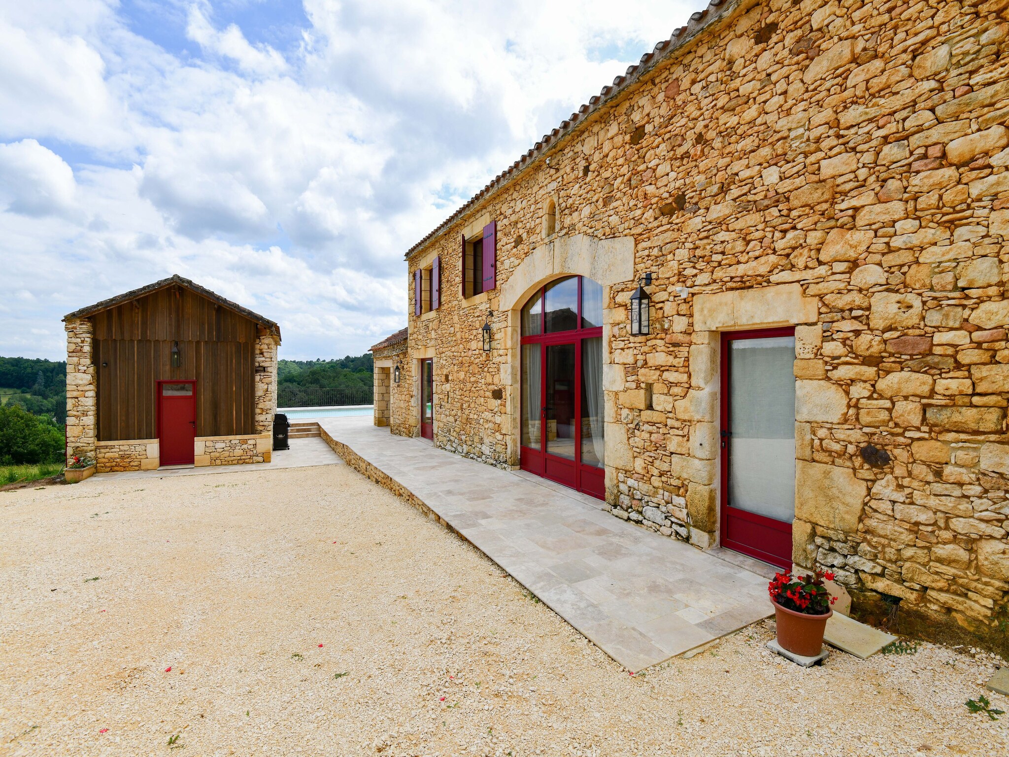   l'Hoste