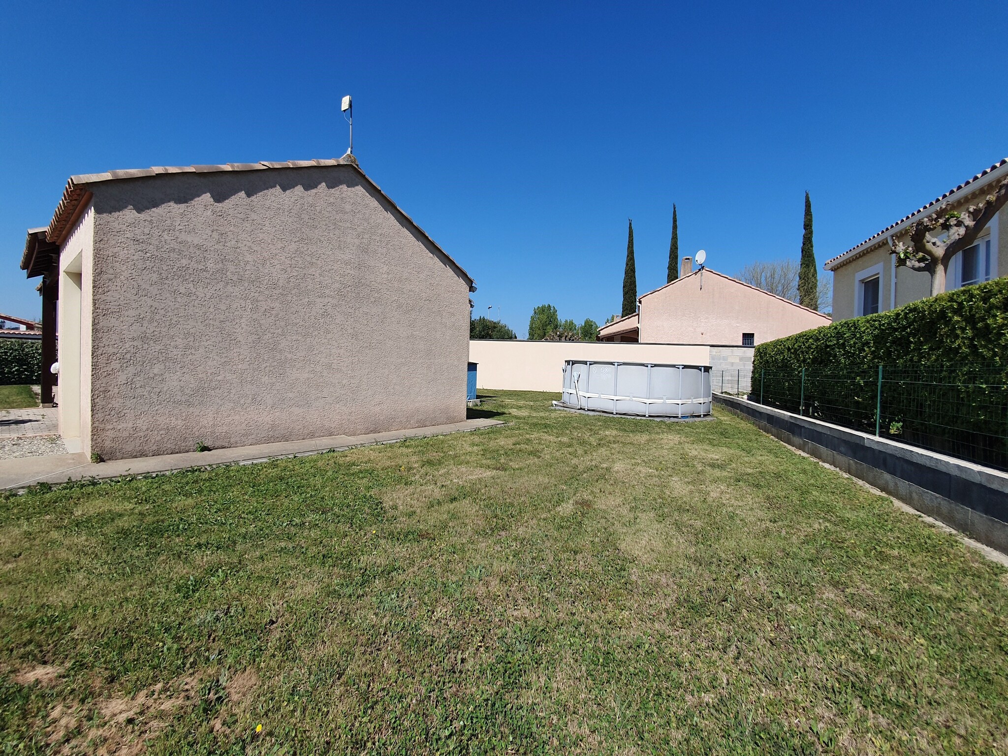   MAISON MONFORT