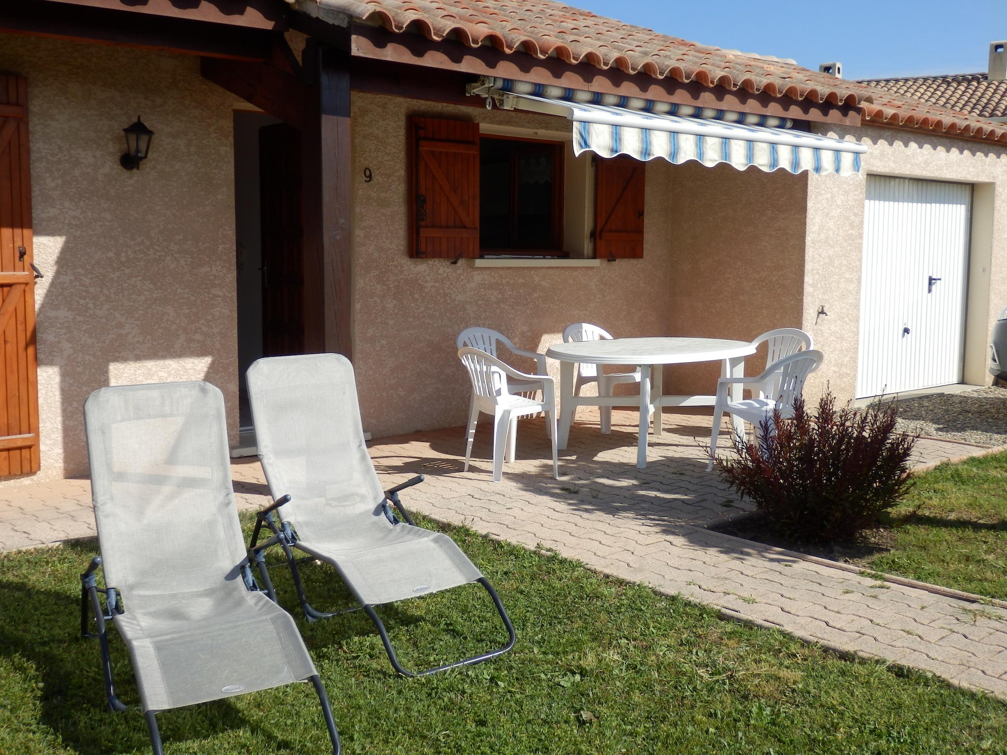   MAISON MONFORT