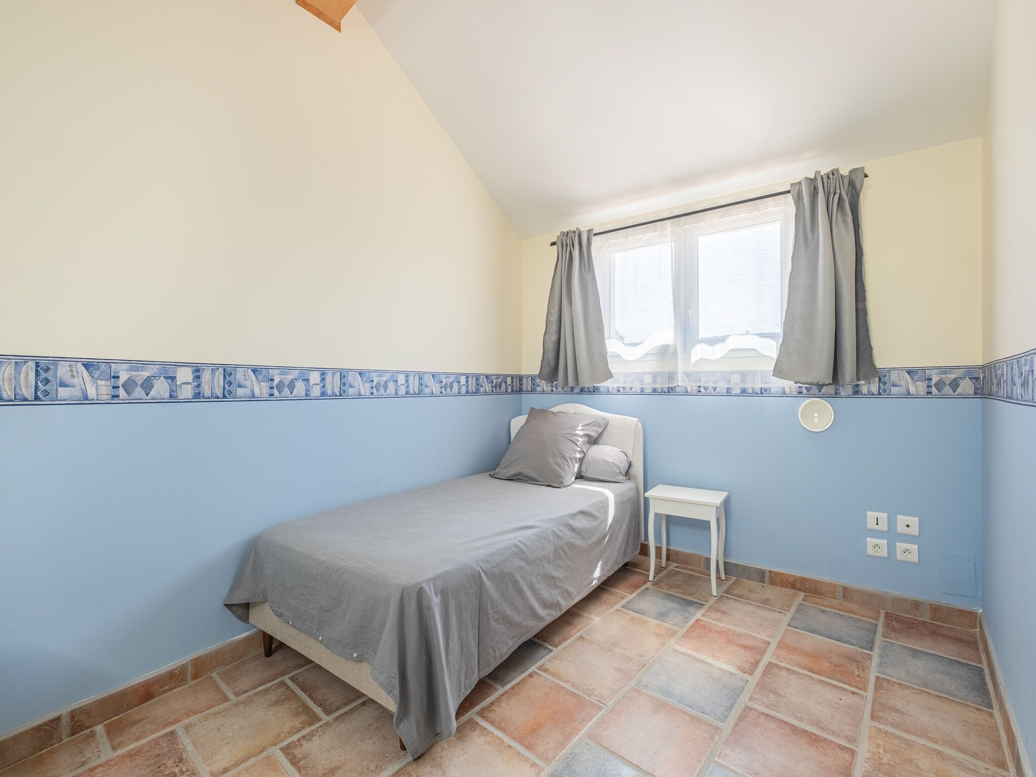   VILLA SEMAT