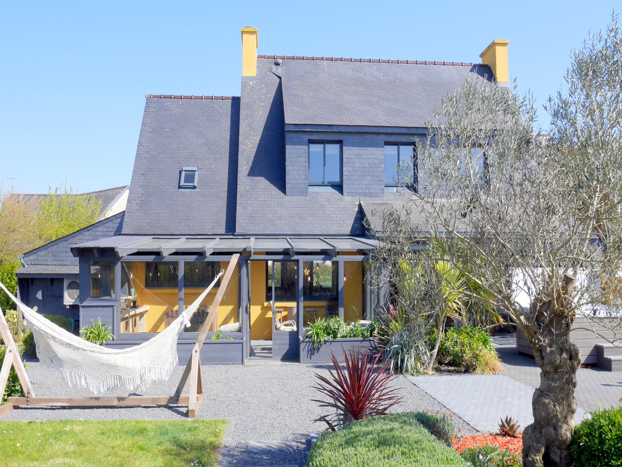   Ferienhaus mit Jacuzzi in Guisseny