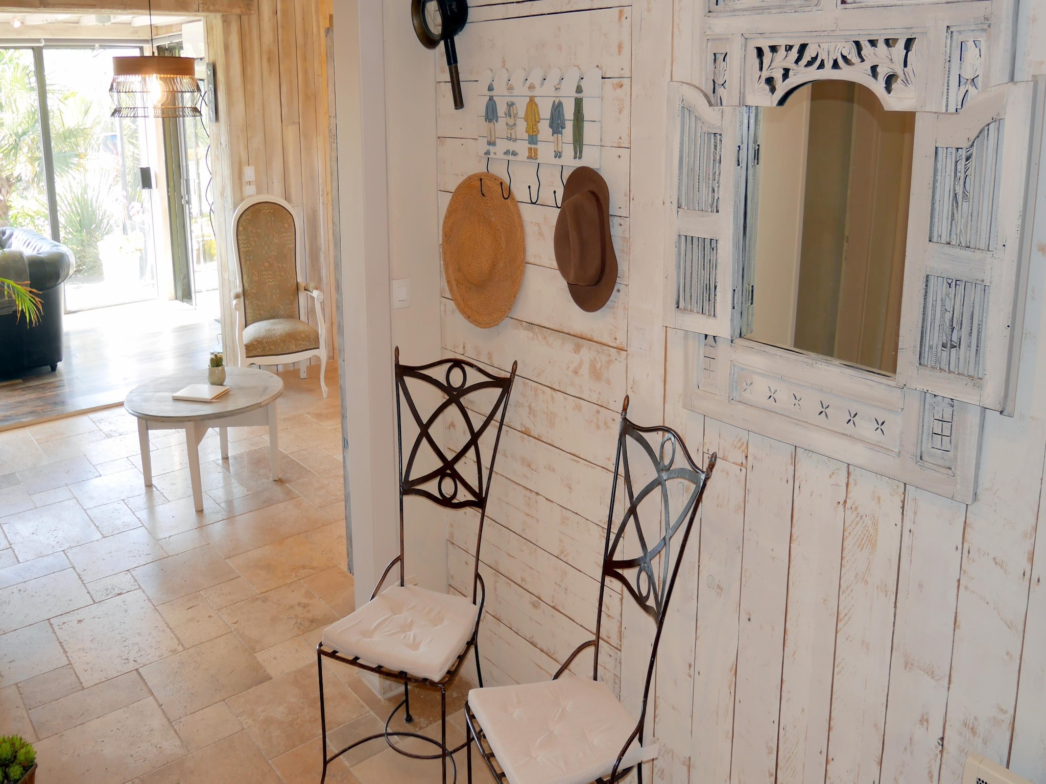   Ferienhaus mit Jacuzzi in Guisseny