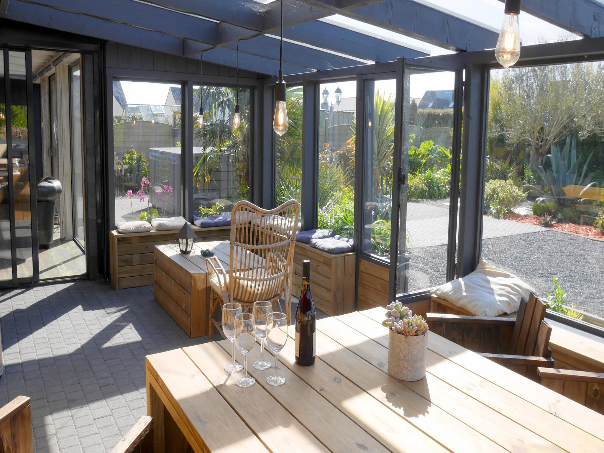   Ferienhaus mit Jacuzzi in Guisseny
