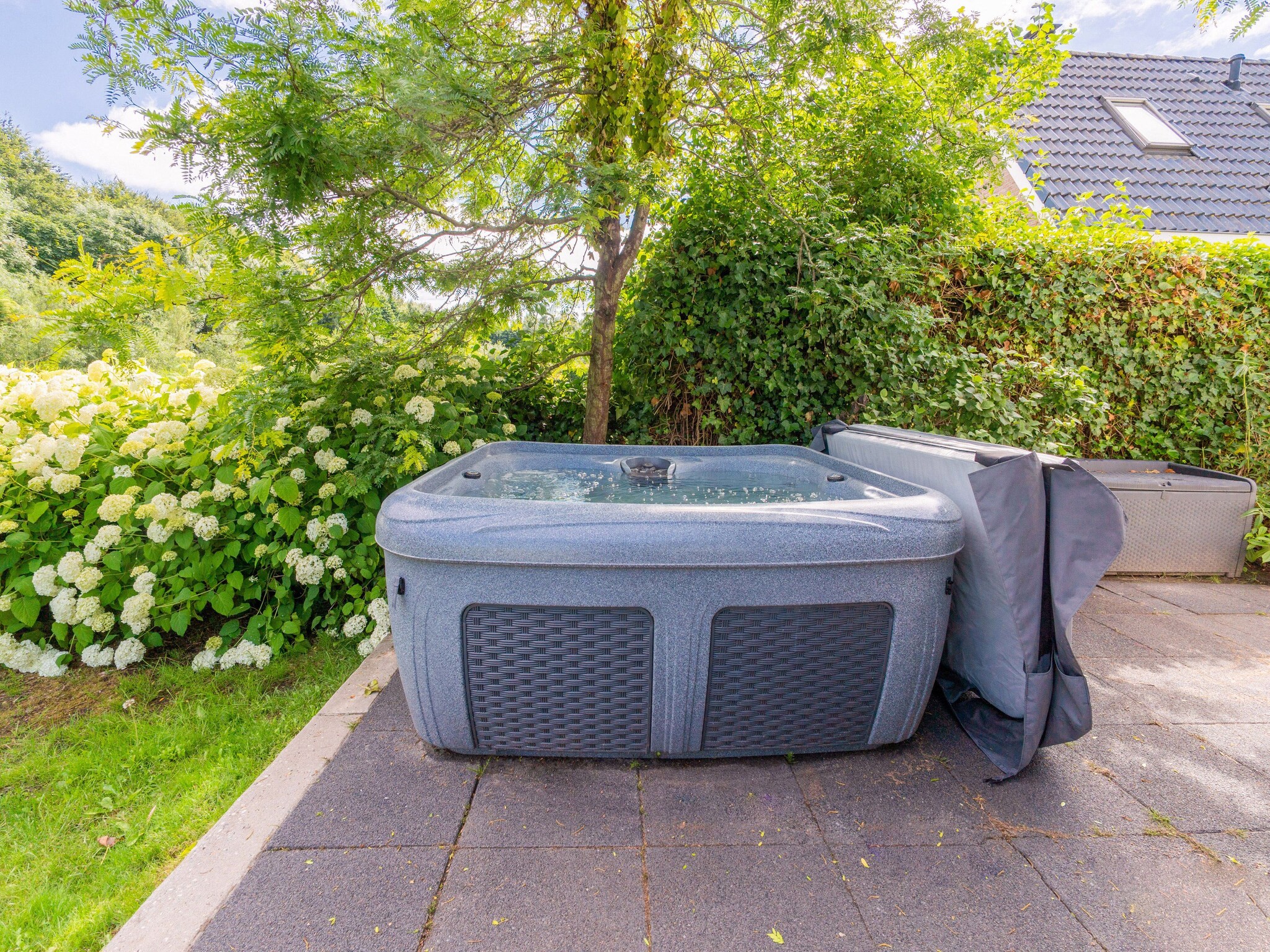   Luxe vakantievilla Harderwijk 221 met bubbelbad en