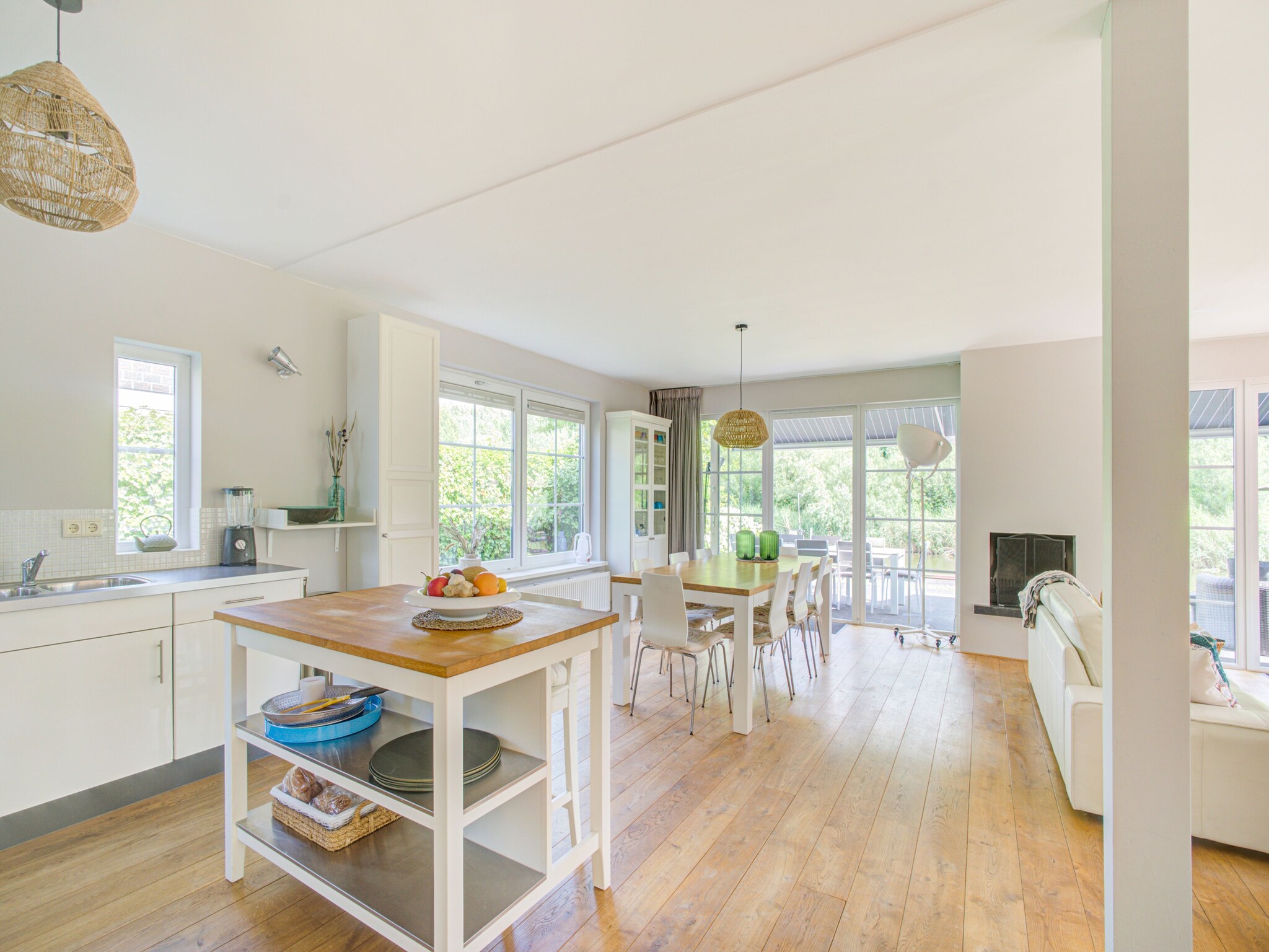   Luxe vakantievilla Harderwijk 221 met bubbelbad en