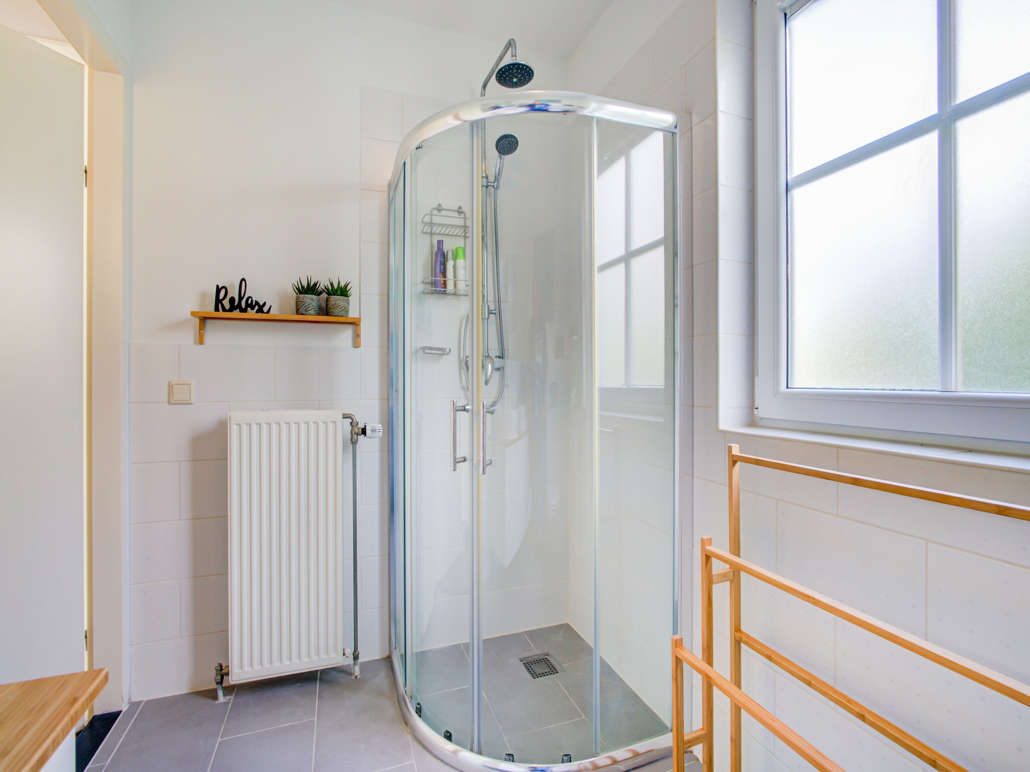   Luxe vakantievilla Harderwijk 221 met bubbelbad en