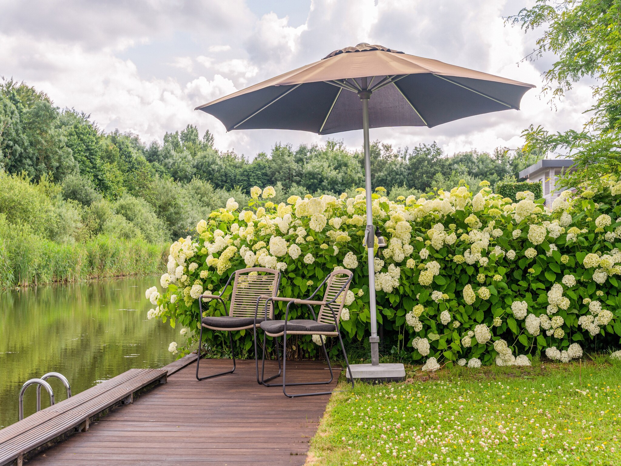   Luxe vakantievilla Harderwijk 221 met bubbelbad en