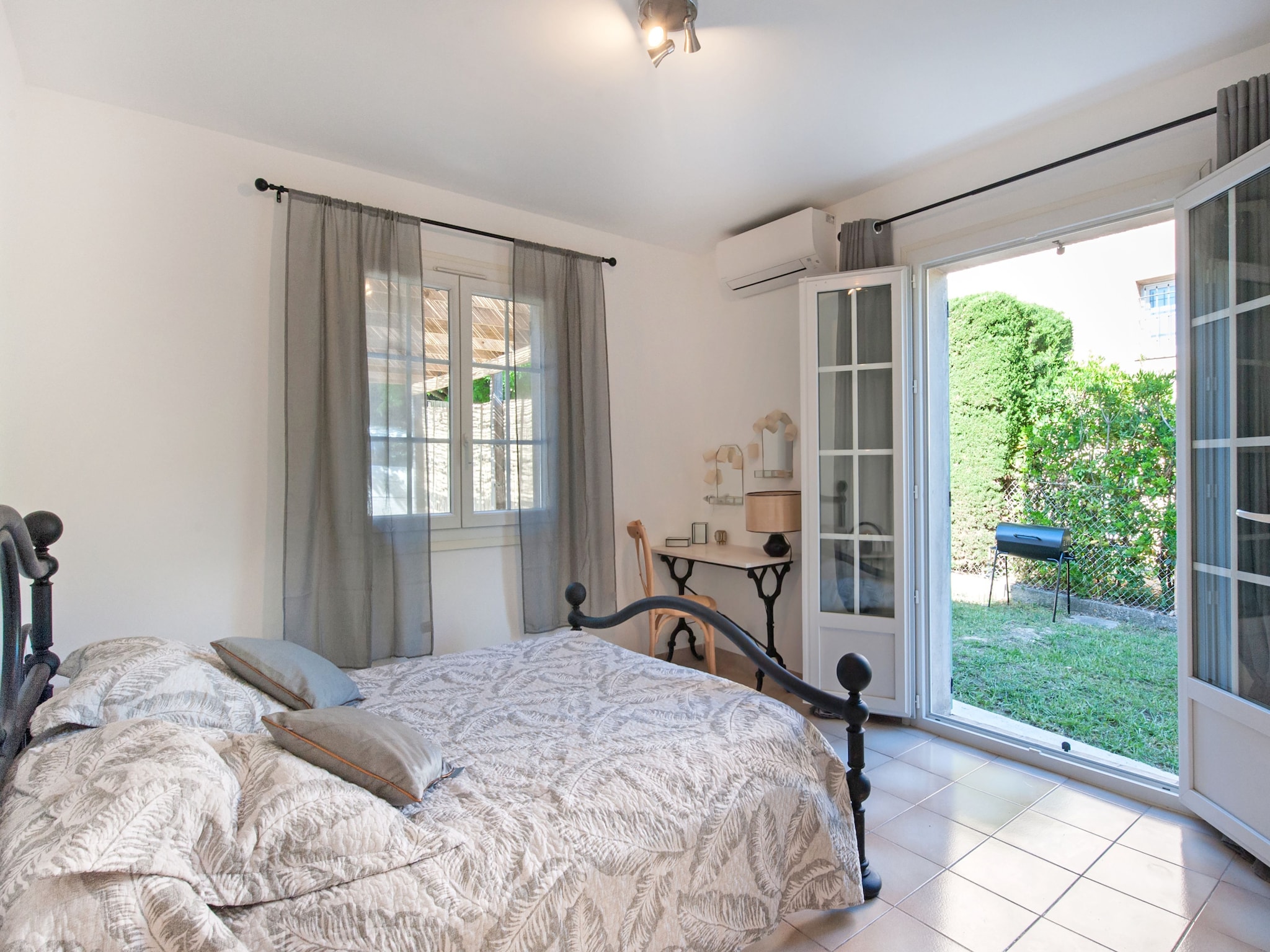  Maison Curti