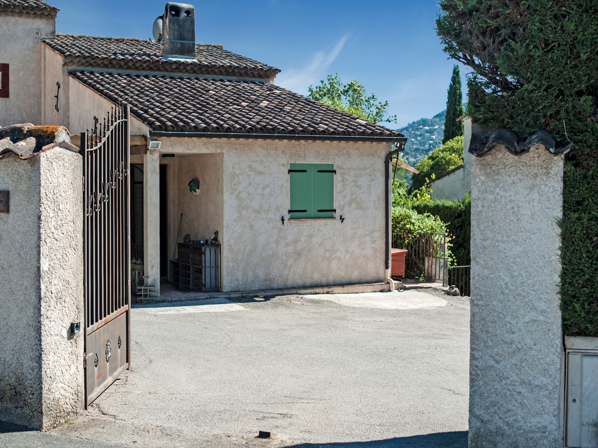   Maison Curti