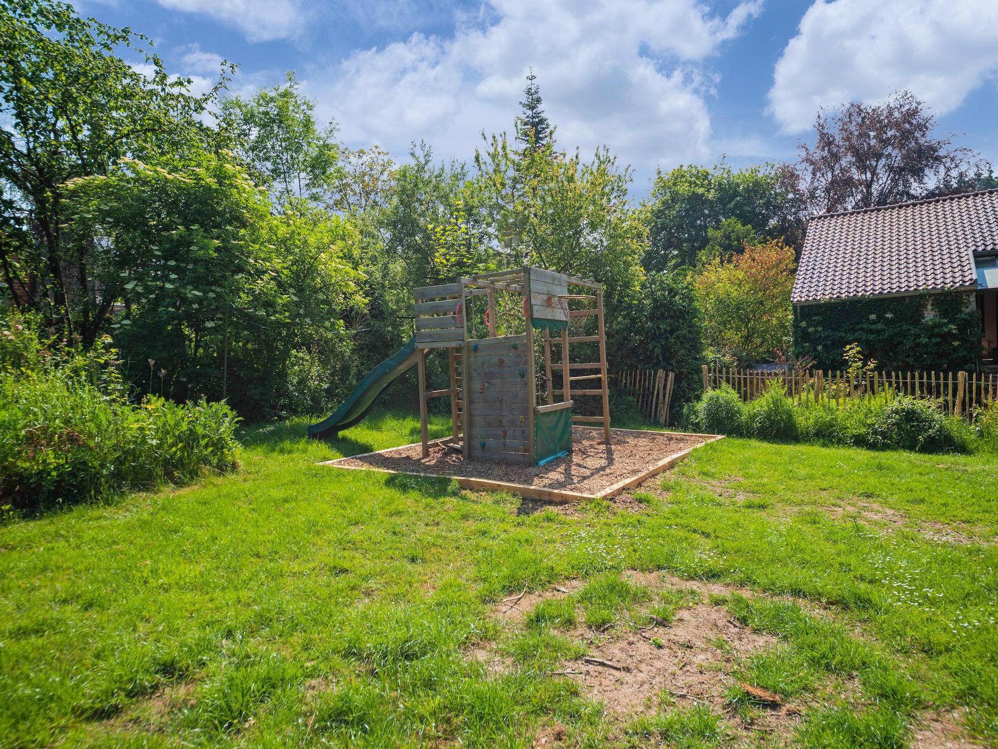   Maison de vacances cozy à Modave dans un quar