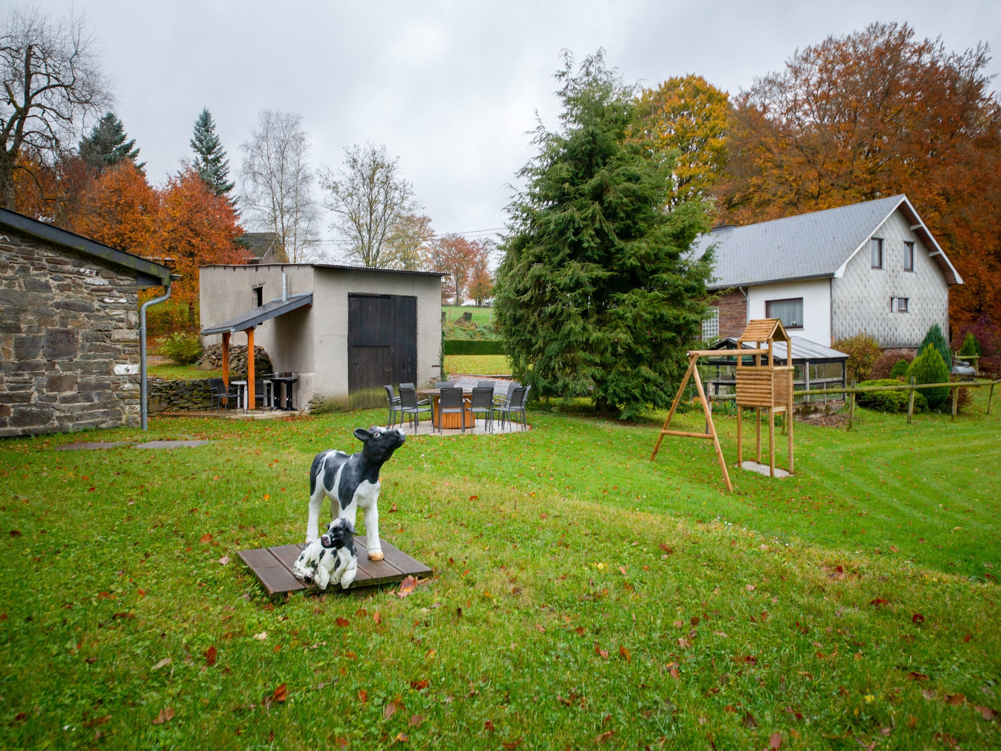   Superbe maison de vacances pour 15 adultes situ&#2