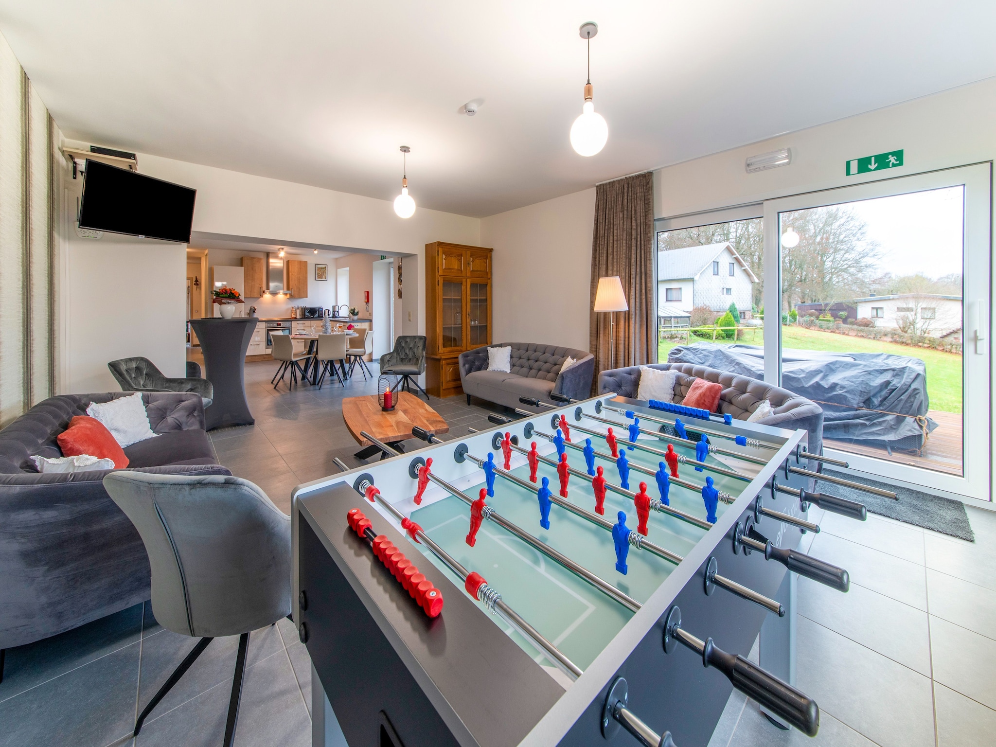   Superbe maison de vacances pour 15 adultes situ&#2