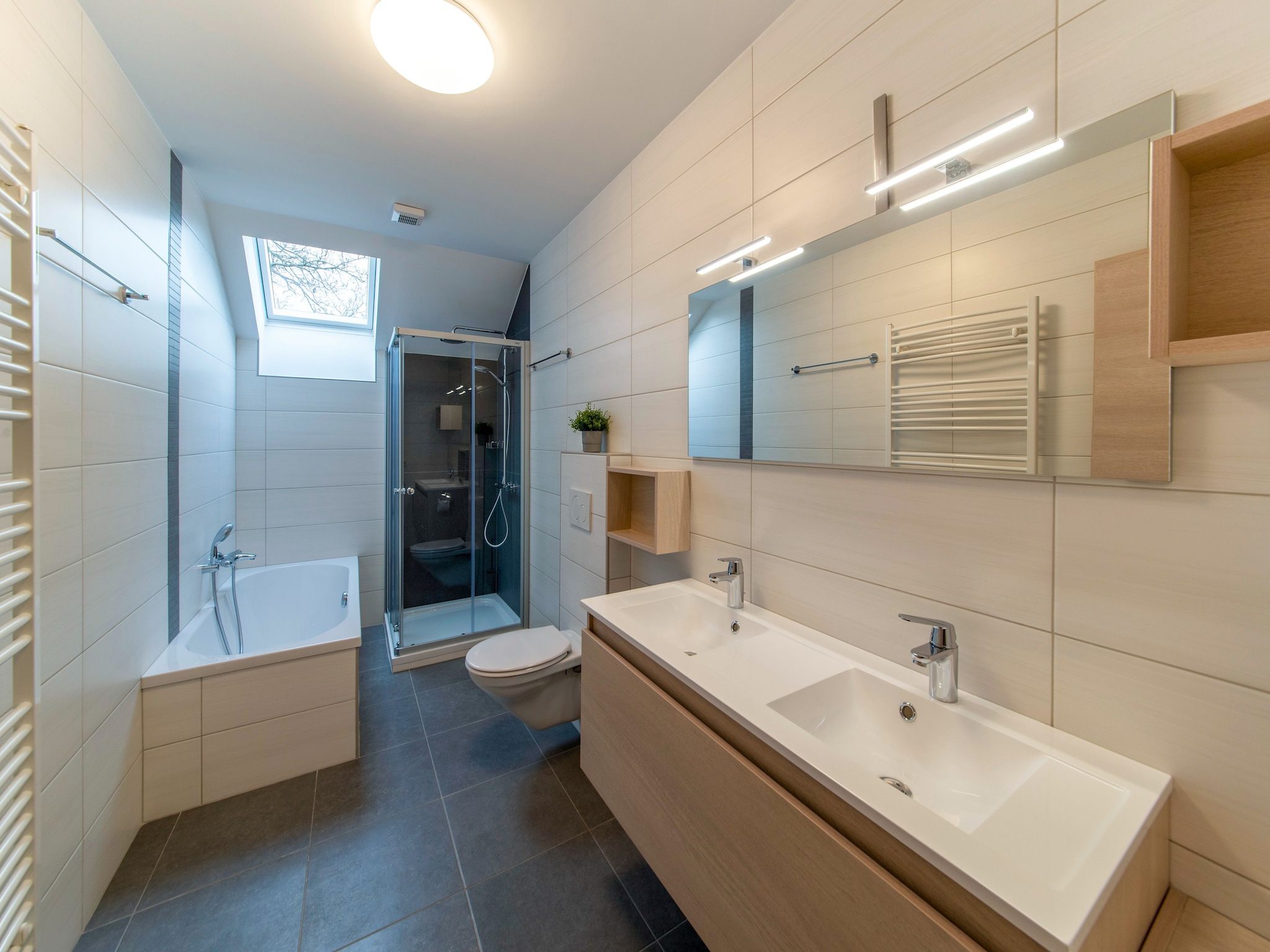   Superbe maison de vacances pour 15 adultes situ&#2