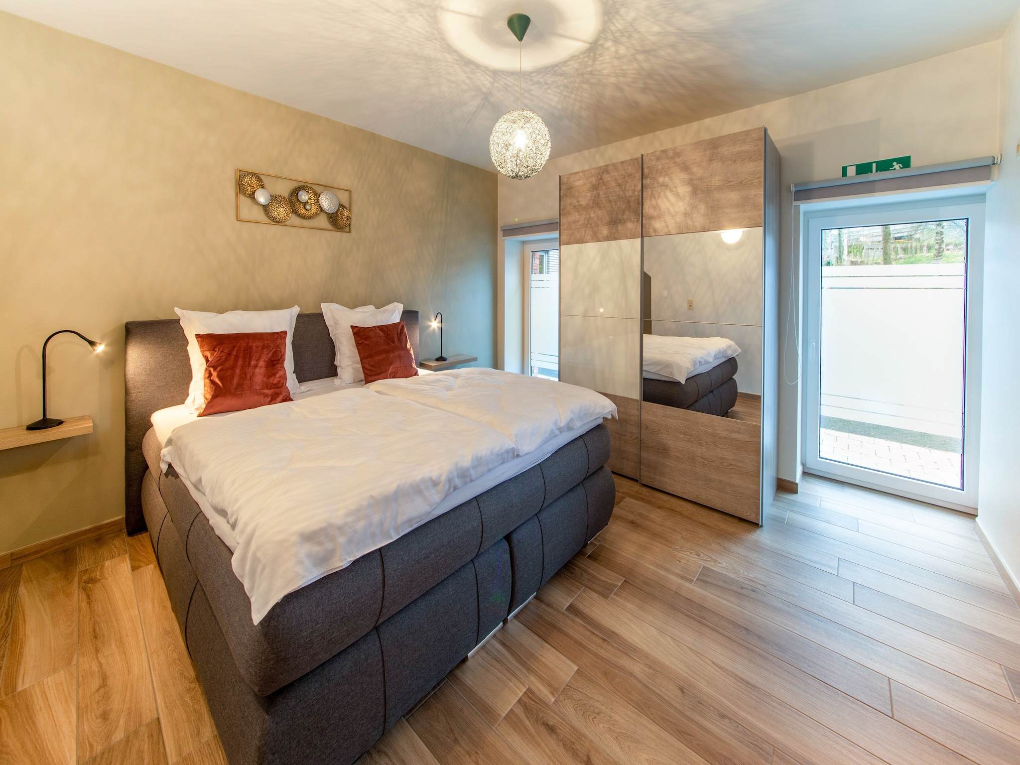  Superbe maison de vacances pour 15 adultes situ&#2