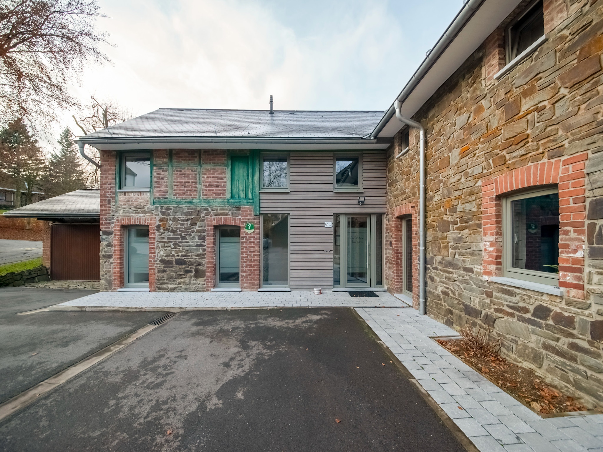   Superbe maison de vacances pour 15 adultes situ&#2
