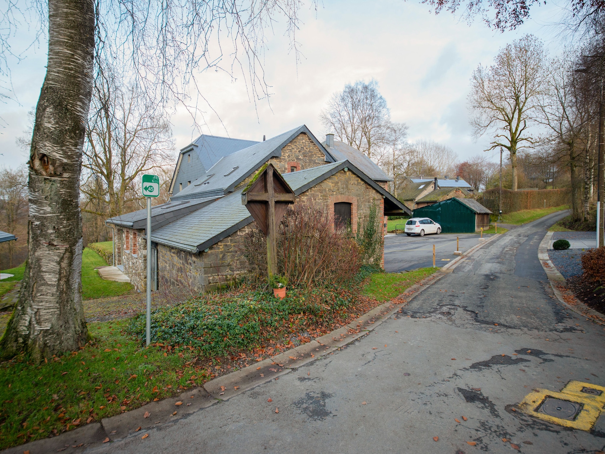   Superbe maison de vacances pour 15 adultes situ&#2