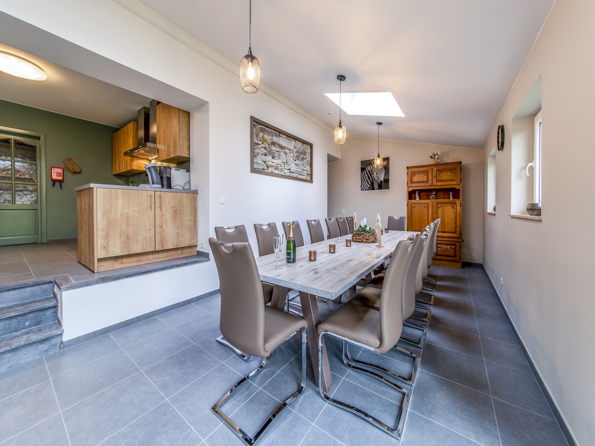   Superbe maison de vacances pour 15 adultes situ&#2