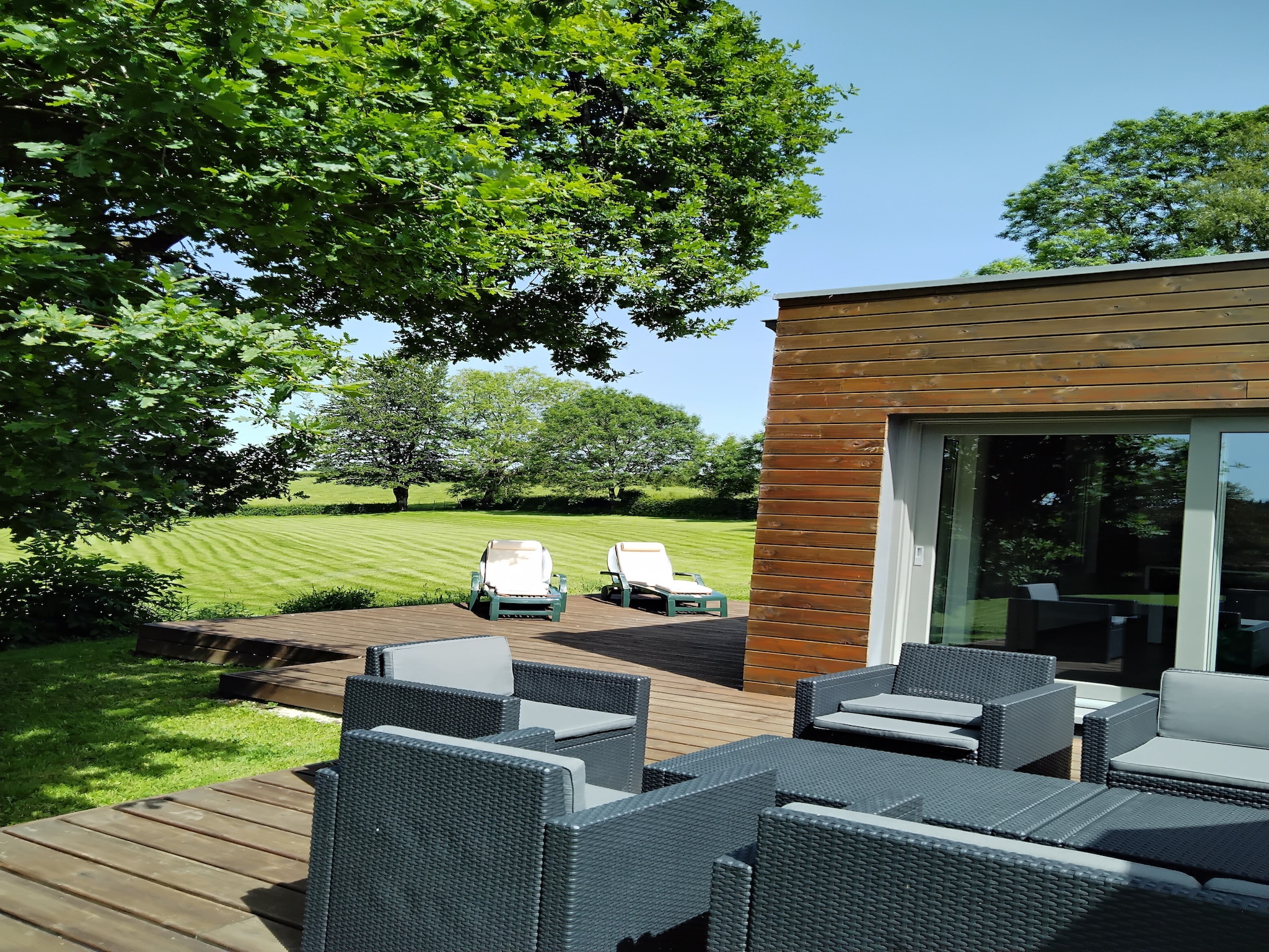   Superbe maison de vacances pour 15 adultes situ&#2