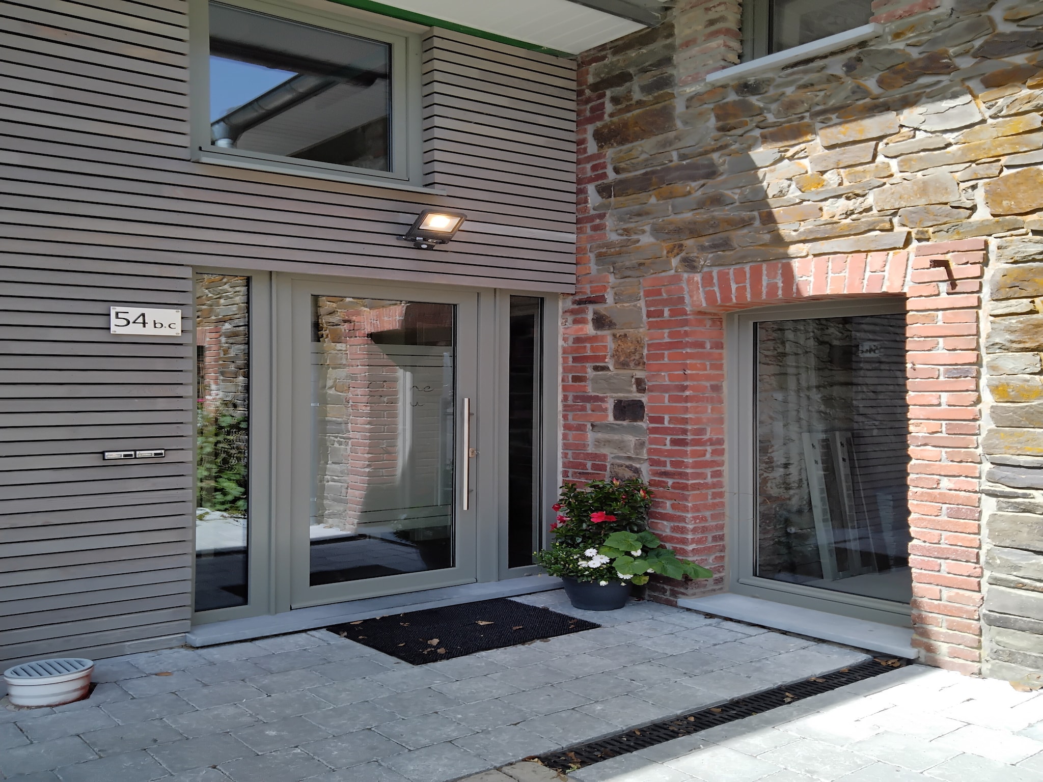   Superbe maison de vacances pour 15 adultes situ&#2