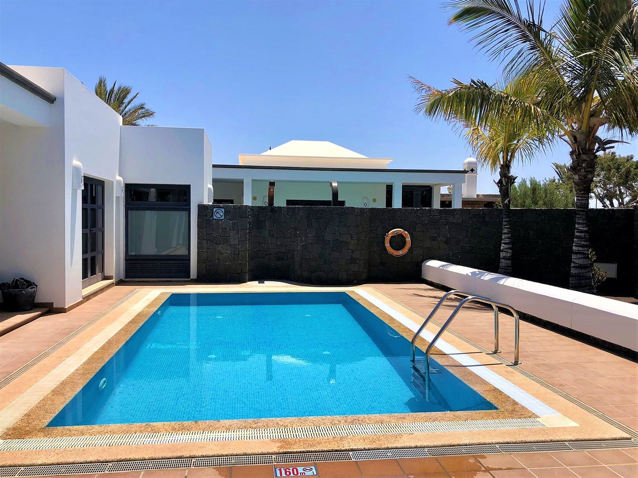   Villa B