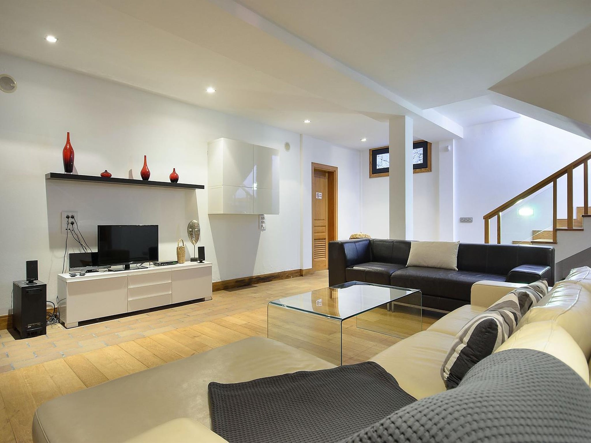   Villa B