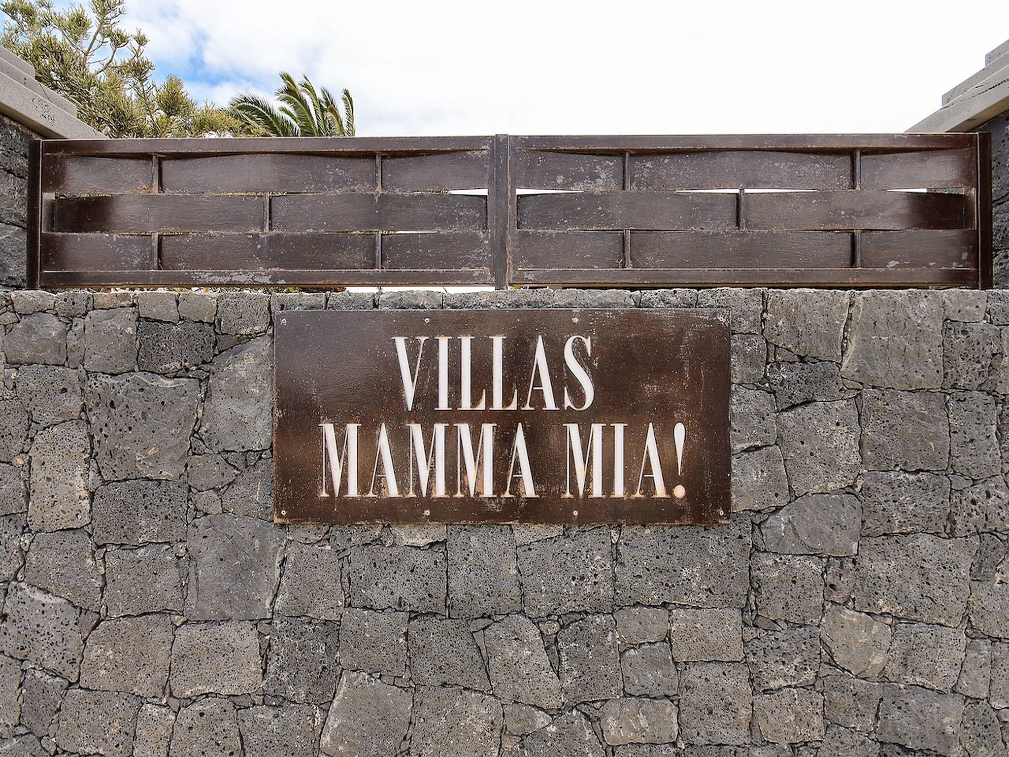   Villa B