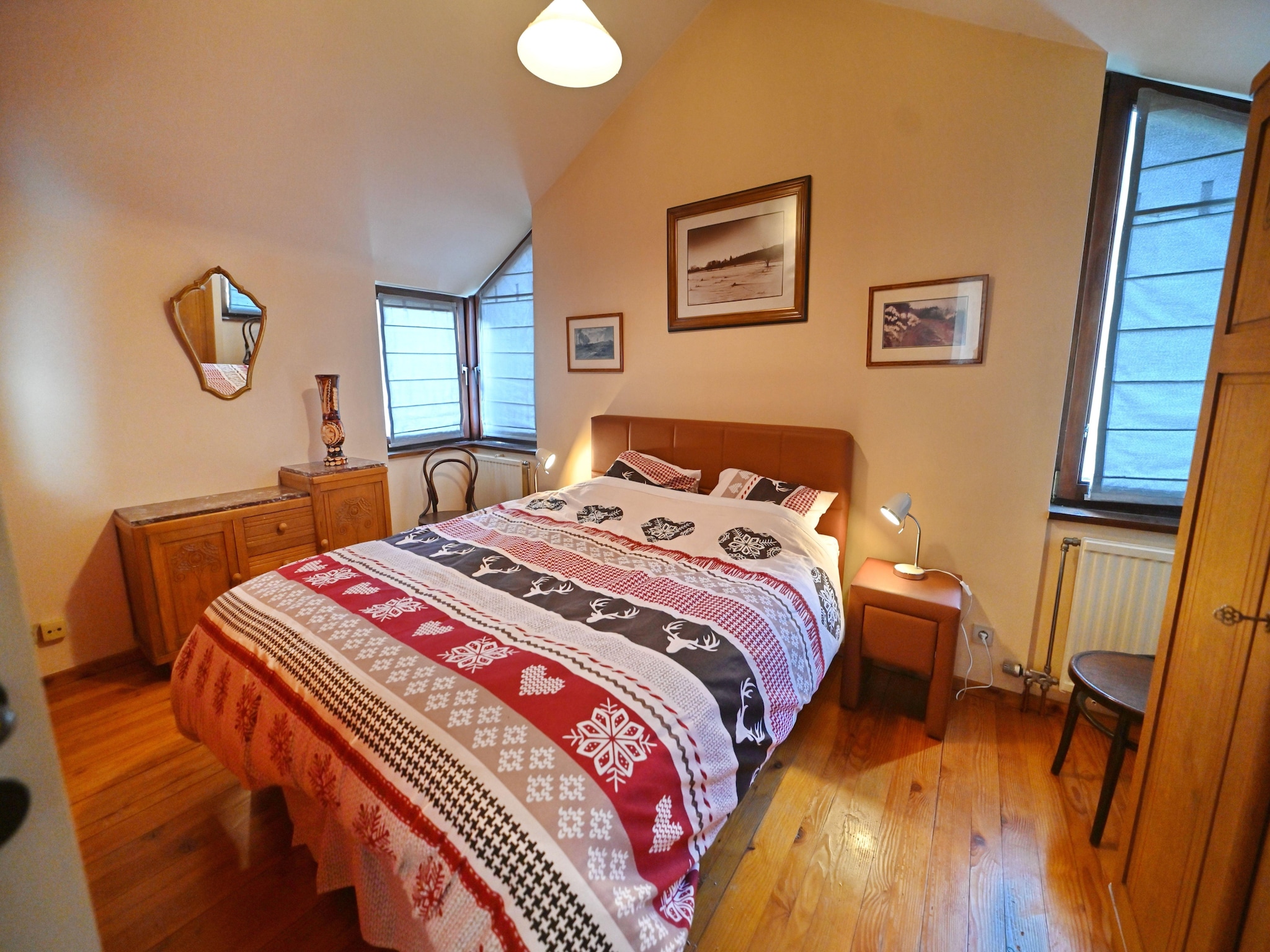   Symon Lodge
