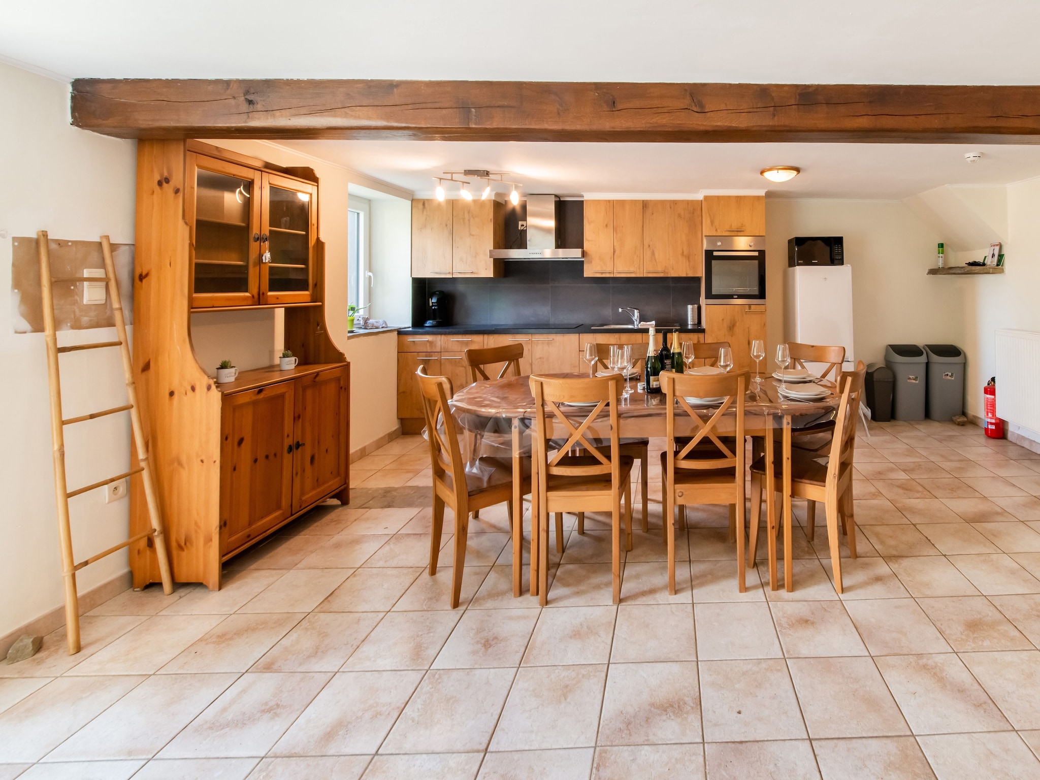   Charmante maison de vacances  pour 8 adultes Au va