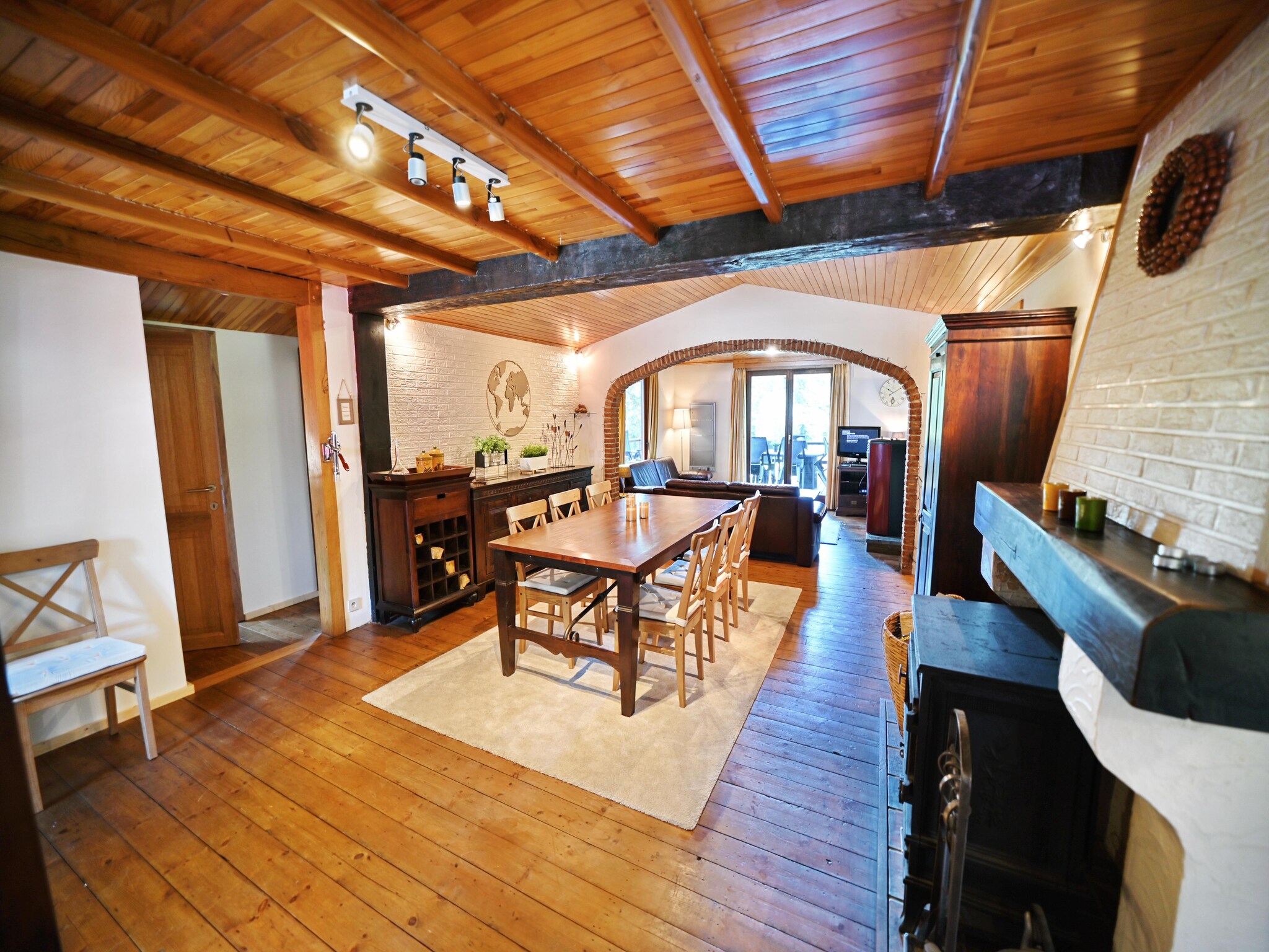   CHALET BIRONIX