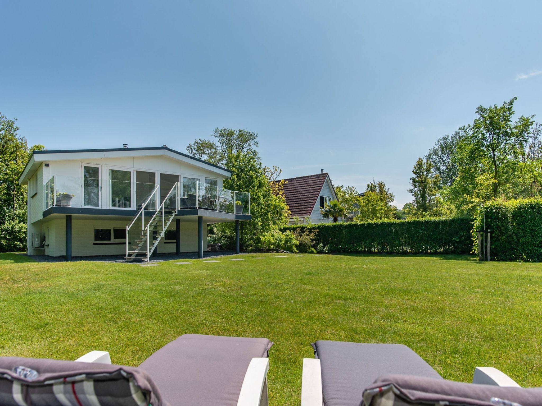   Waterhoenlaan 8