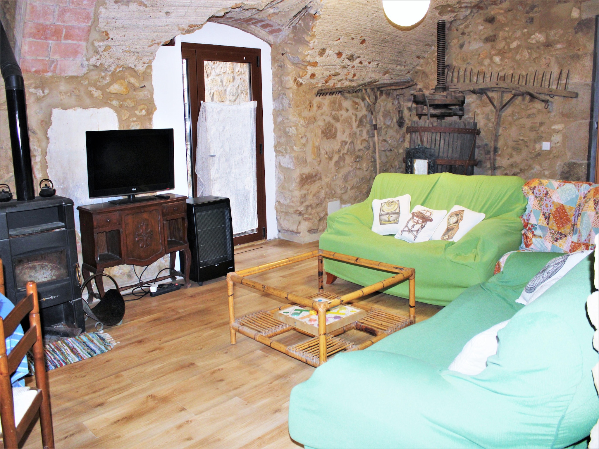   Les Corts de CAL VIRREI