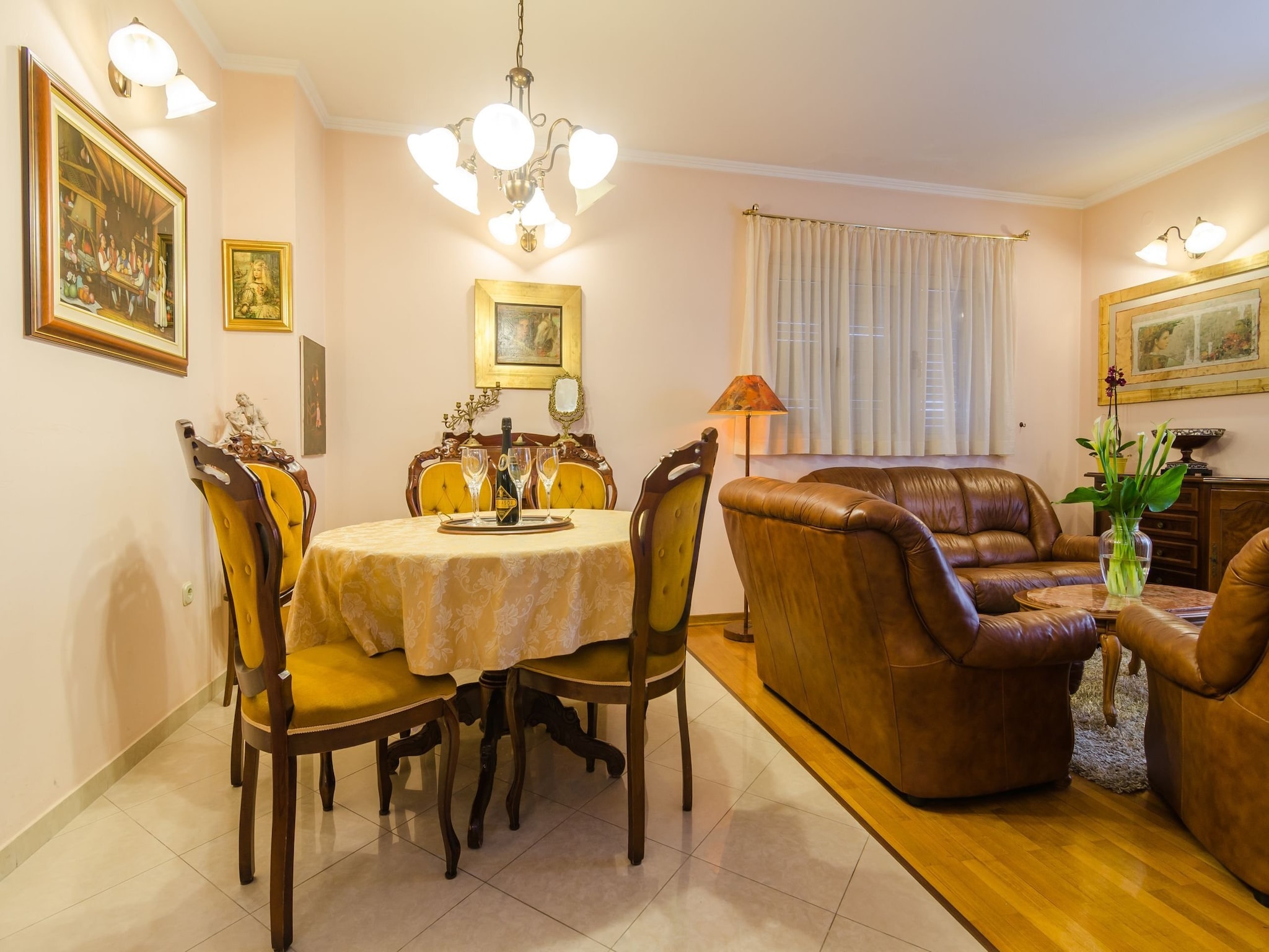 Apartmá Apartment Paco - Three-Bedroom Apartment with Balc