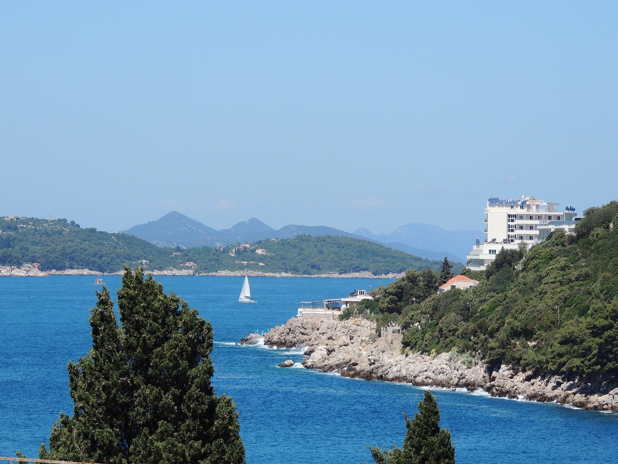 Apartmá Villa Hortenzia -  Three-Bedroom Apartment with Te