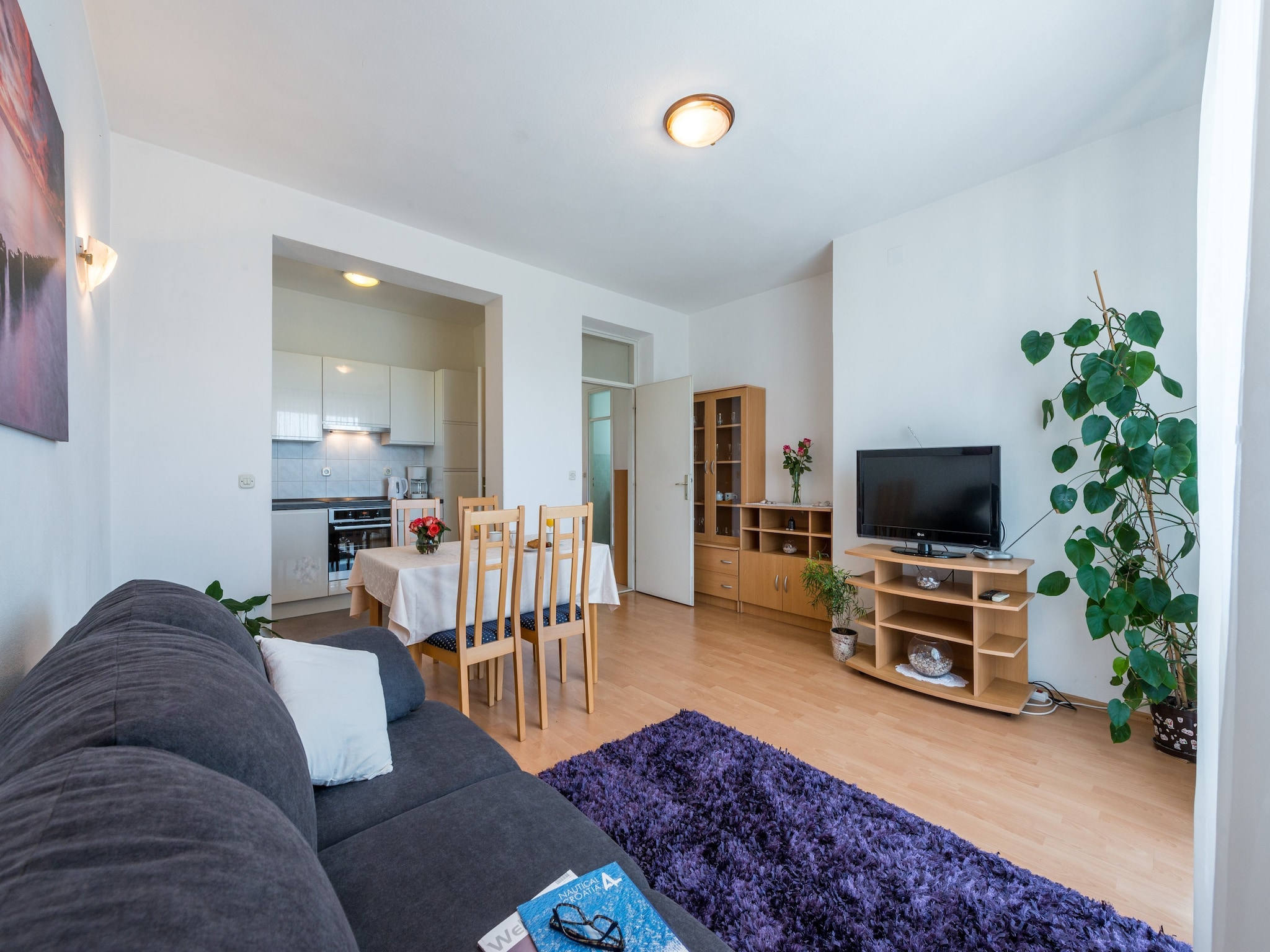 Apartmá Apartment Lena - Three-Bedroom Apartment with Balc