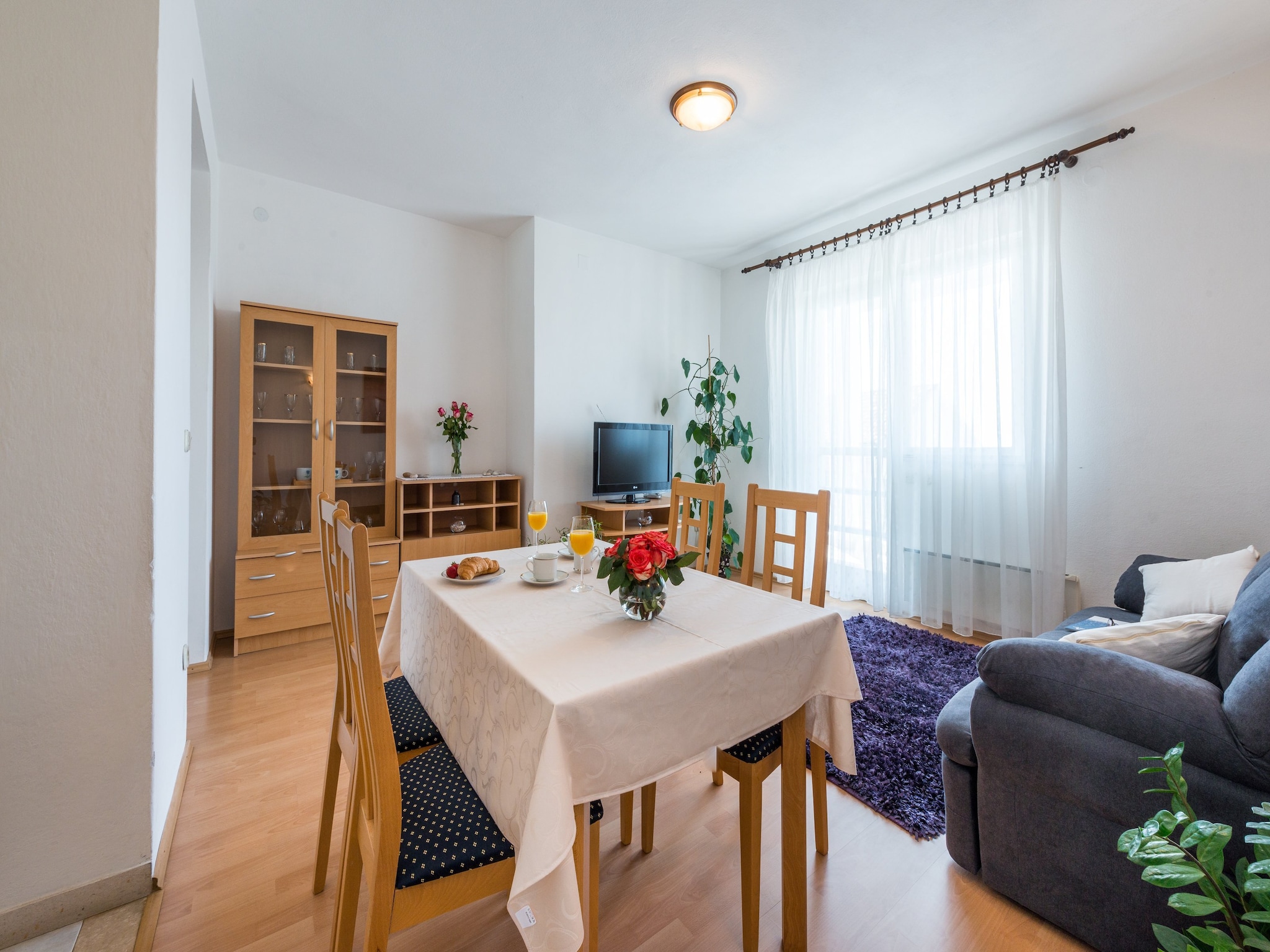 Apartmá Apartment Lena - Three-Bedroom Apartment with Balc