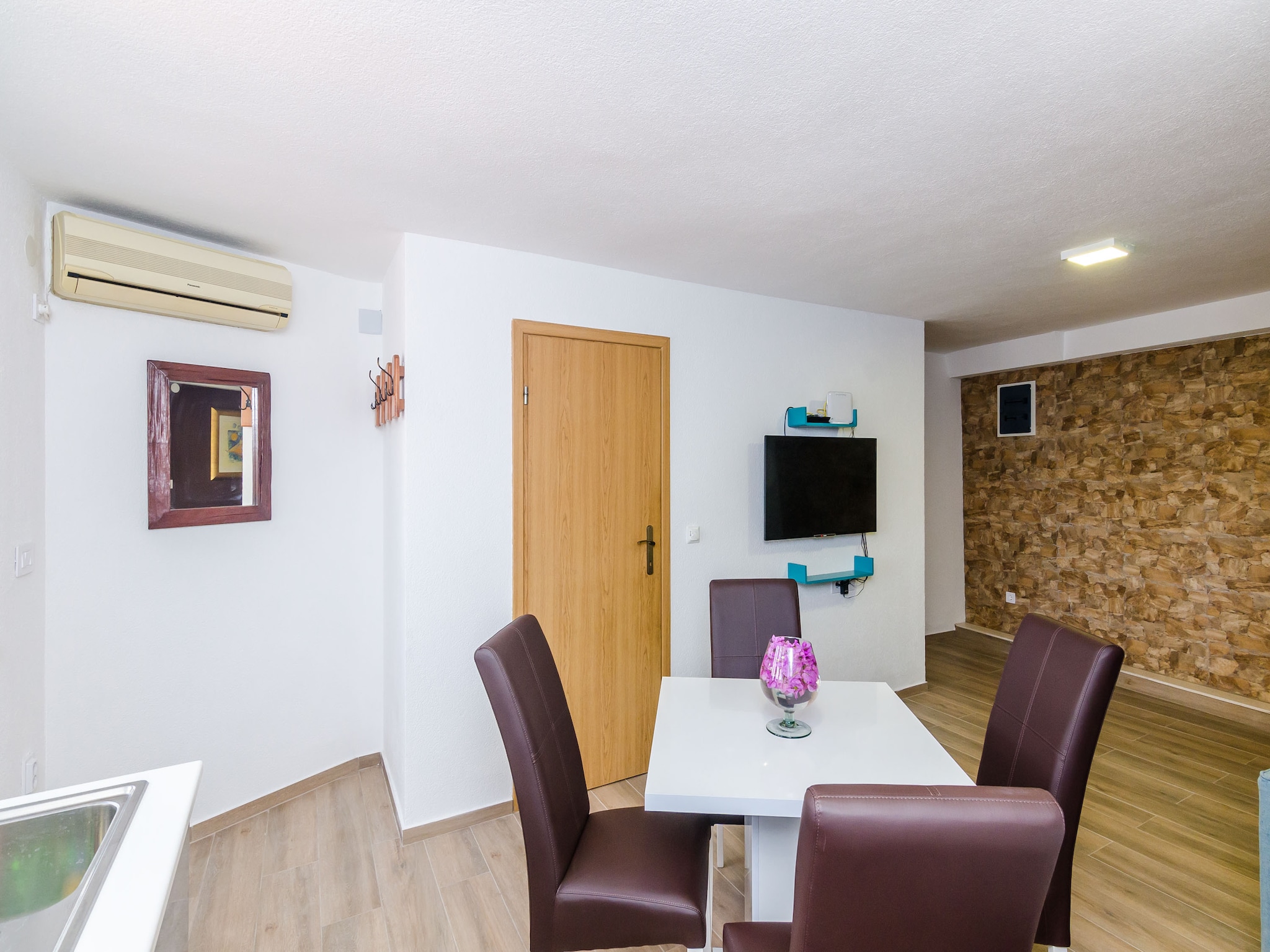 Apartmá Apartments Paula - One Bedroom Apartment with Shar