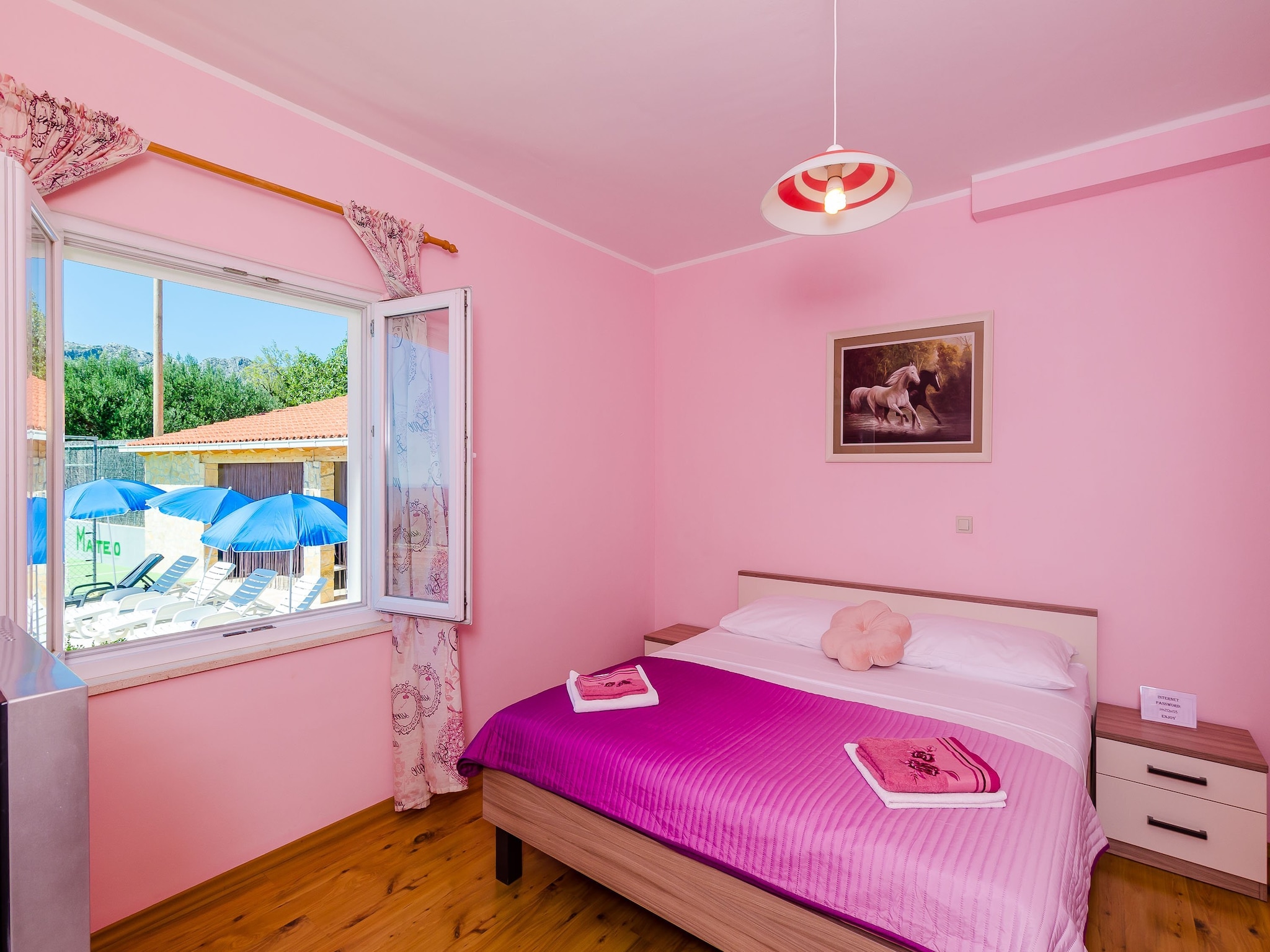 Lomatalo Villa Mateo - Three Bedroom Apartment with Terrace