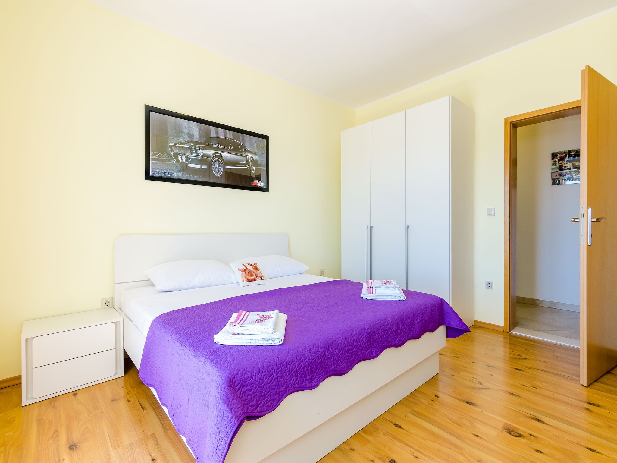 Lomatalo Villa Mateo - Three Bedroom Apartment with Terrace