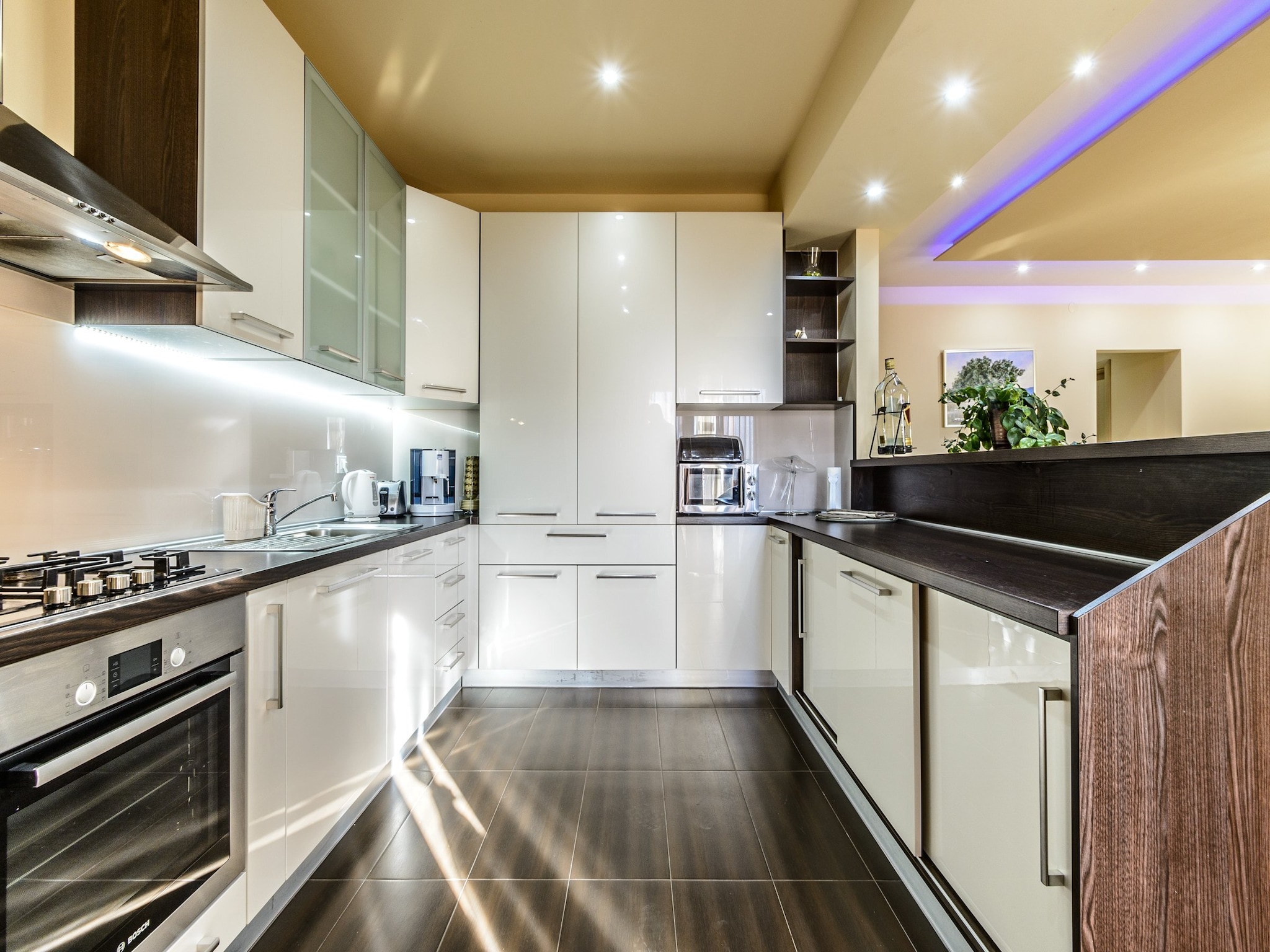 Dům Villa Pave - Six-Bedroom Villa with Terrace and Sw