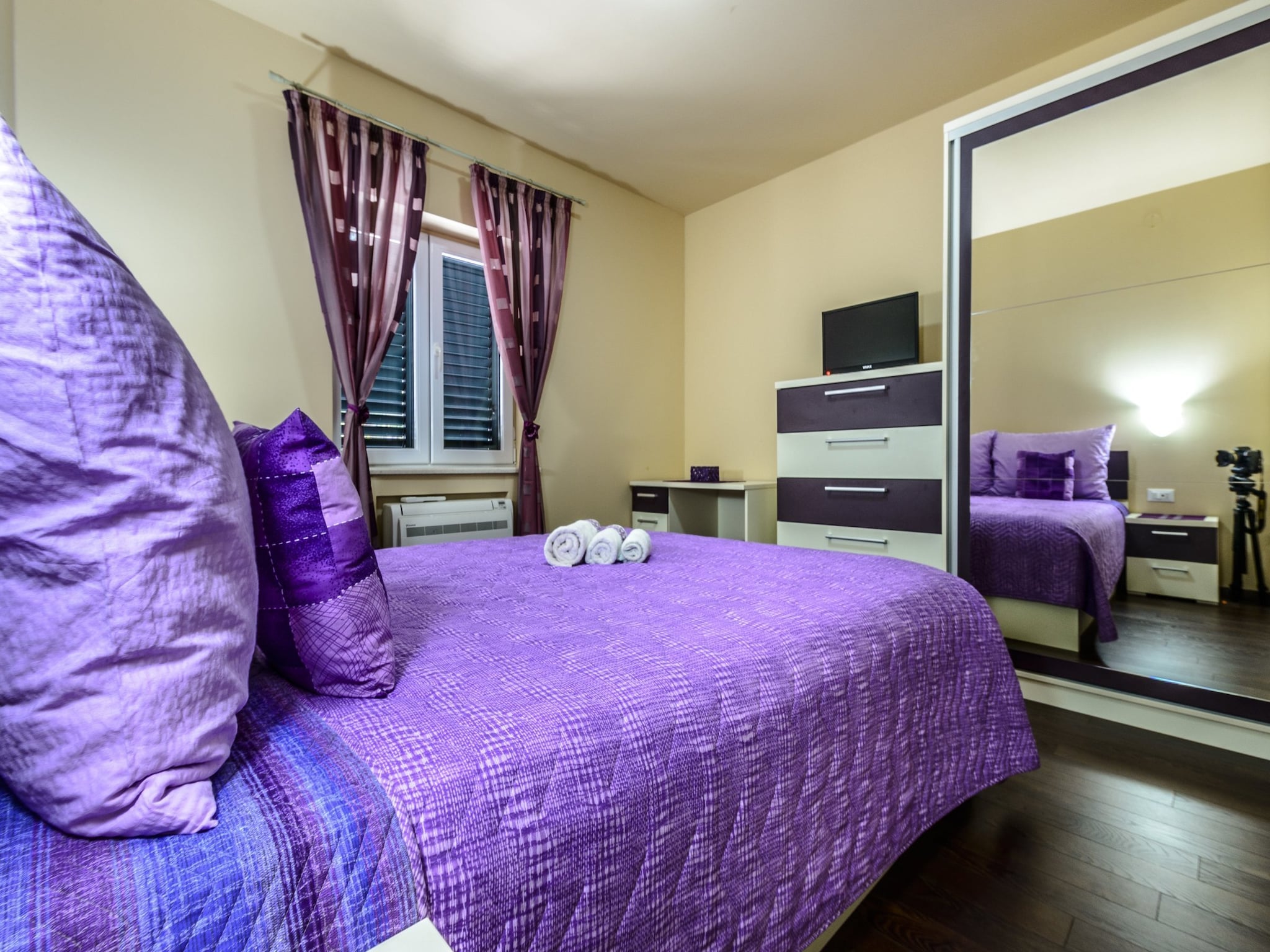 Dům Villa Pave - Six-Bedroom Villa with Terrace and Sw