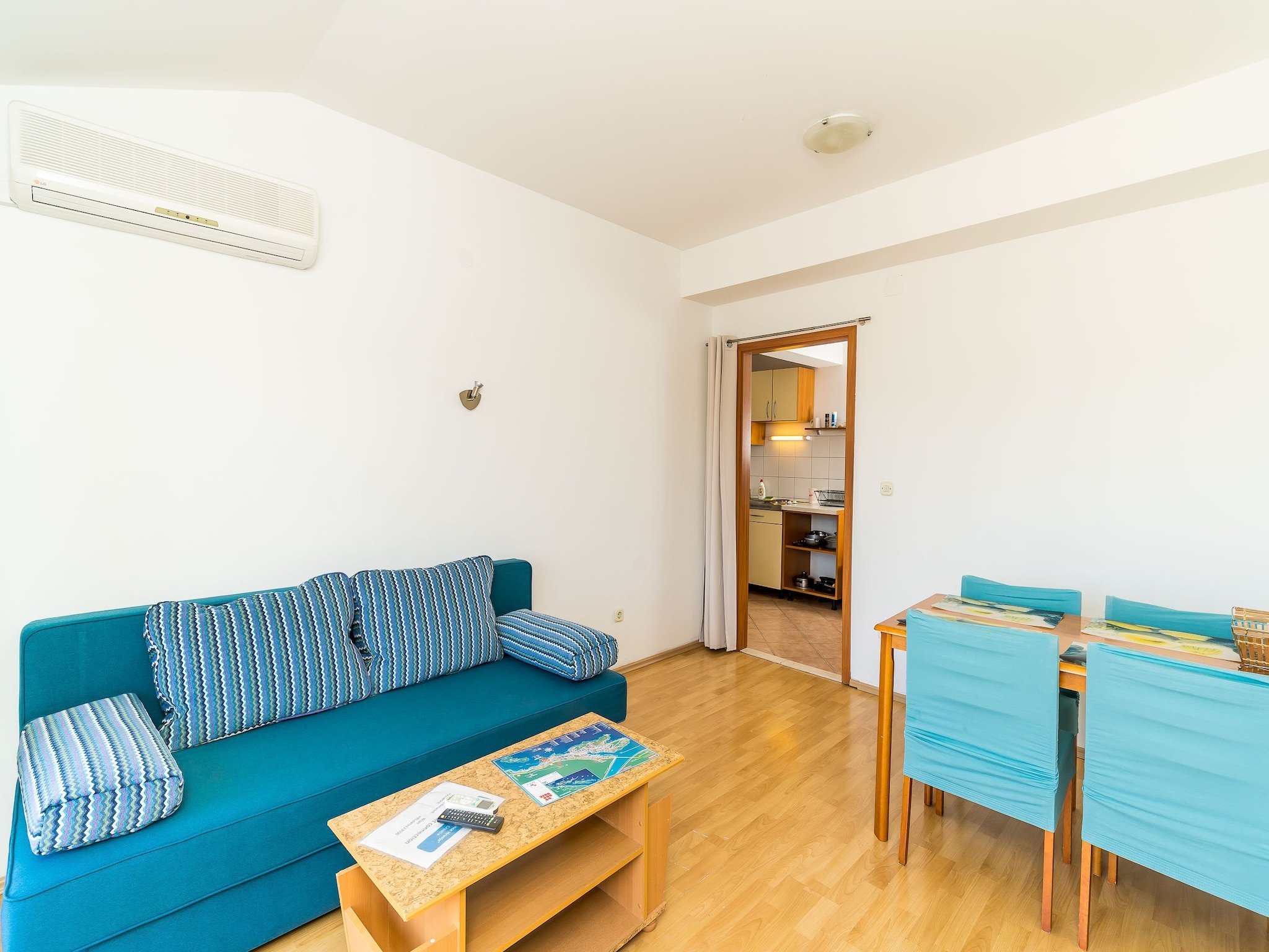 Apartmá Apartments Princ Hrvoje- One-Bedroom Apartment wit